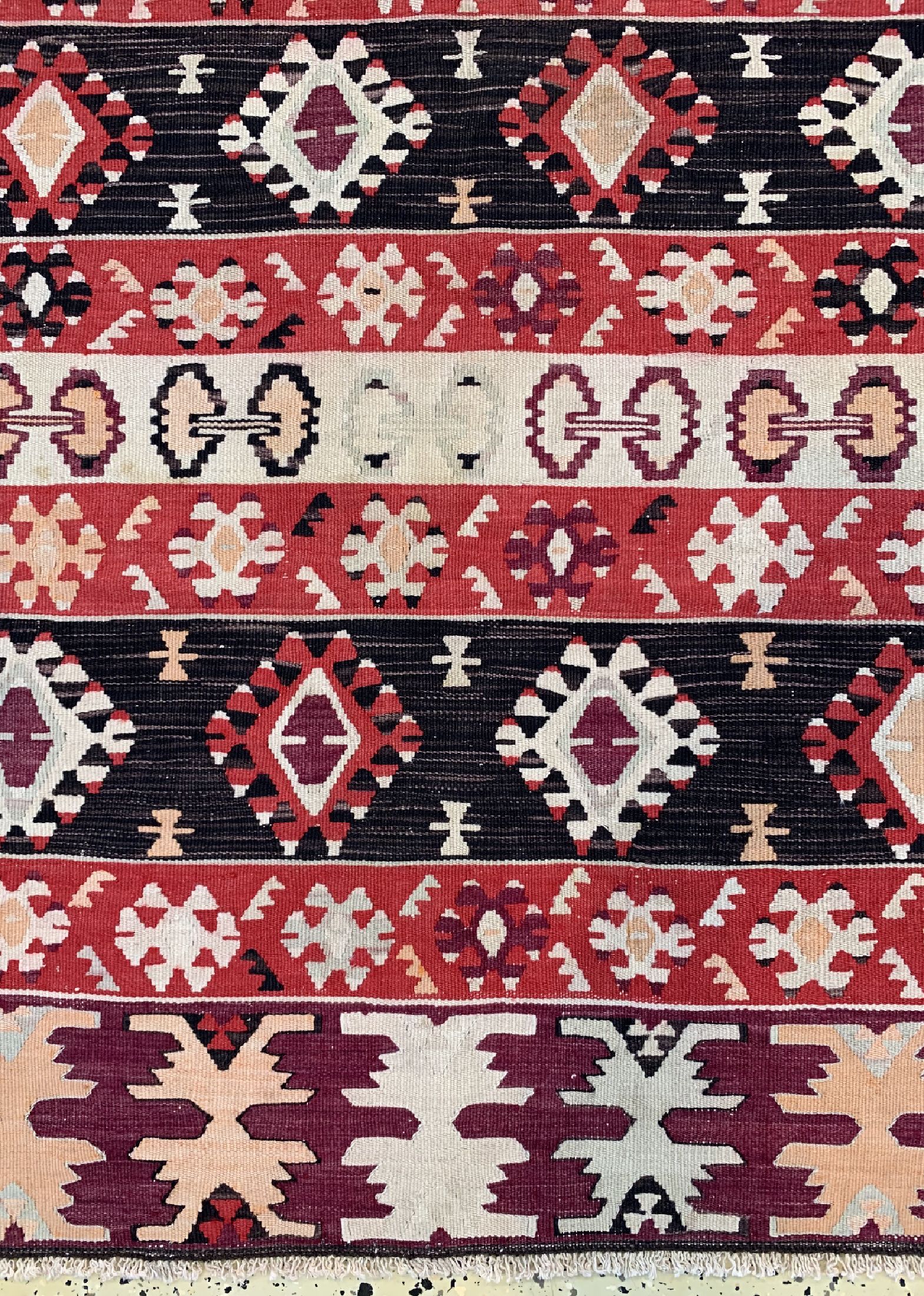 Detail b: Anatol Kelim, Türkei, um 1930, Wolle auf Wolle, ca. 186 x 137 cm, EHZ: 2