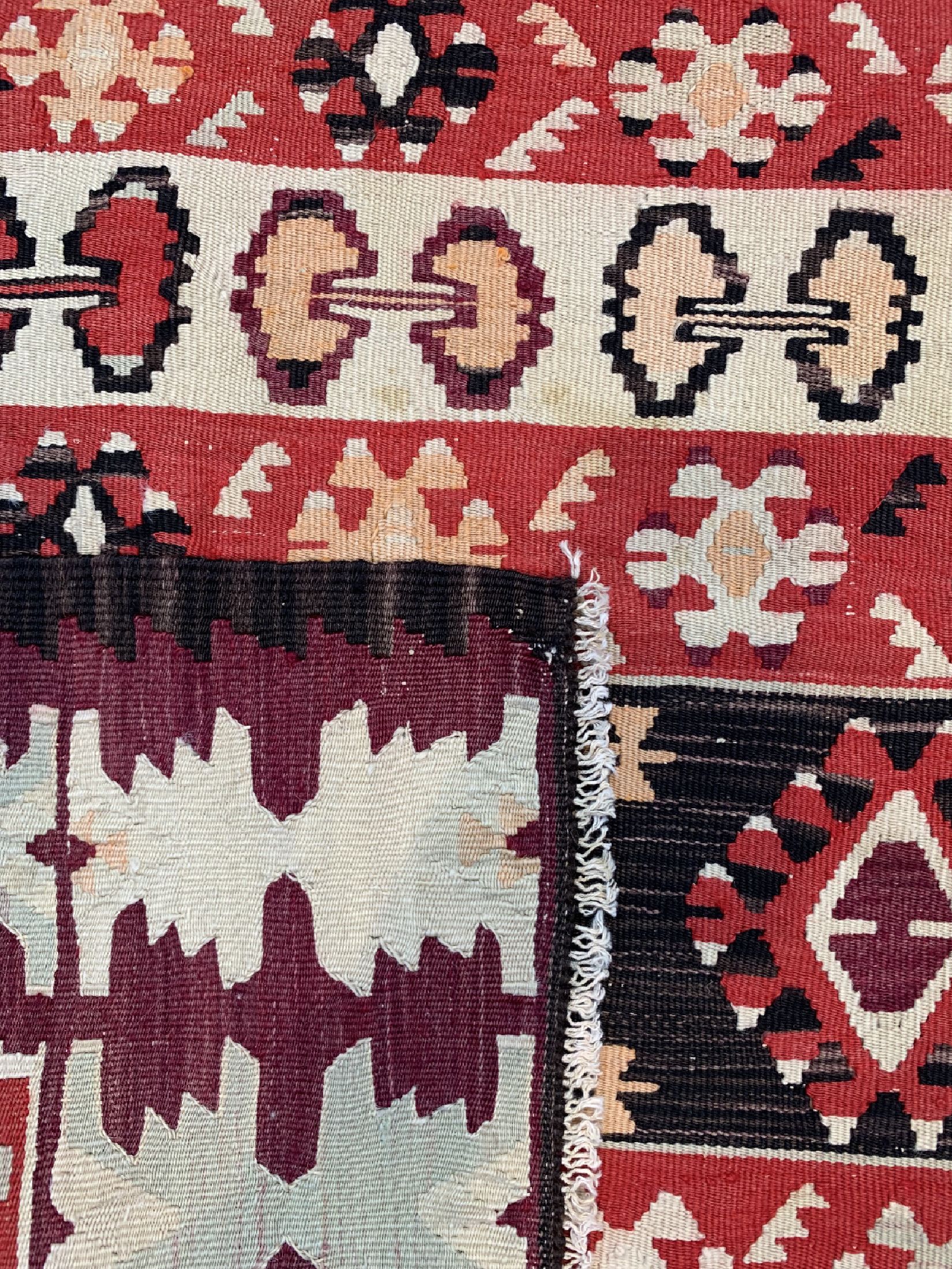 Detail e: Anatol Kelim, Türkei, um 1930, Wolle auf Wolle, ca. 186 x 137 cm, EHZ: 2
