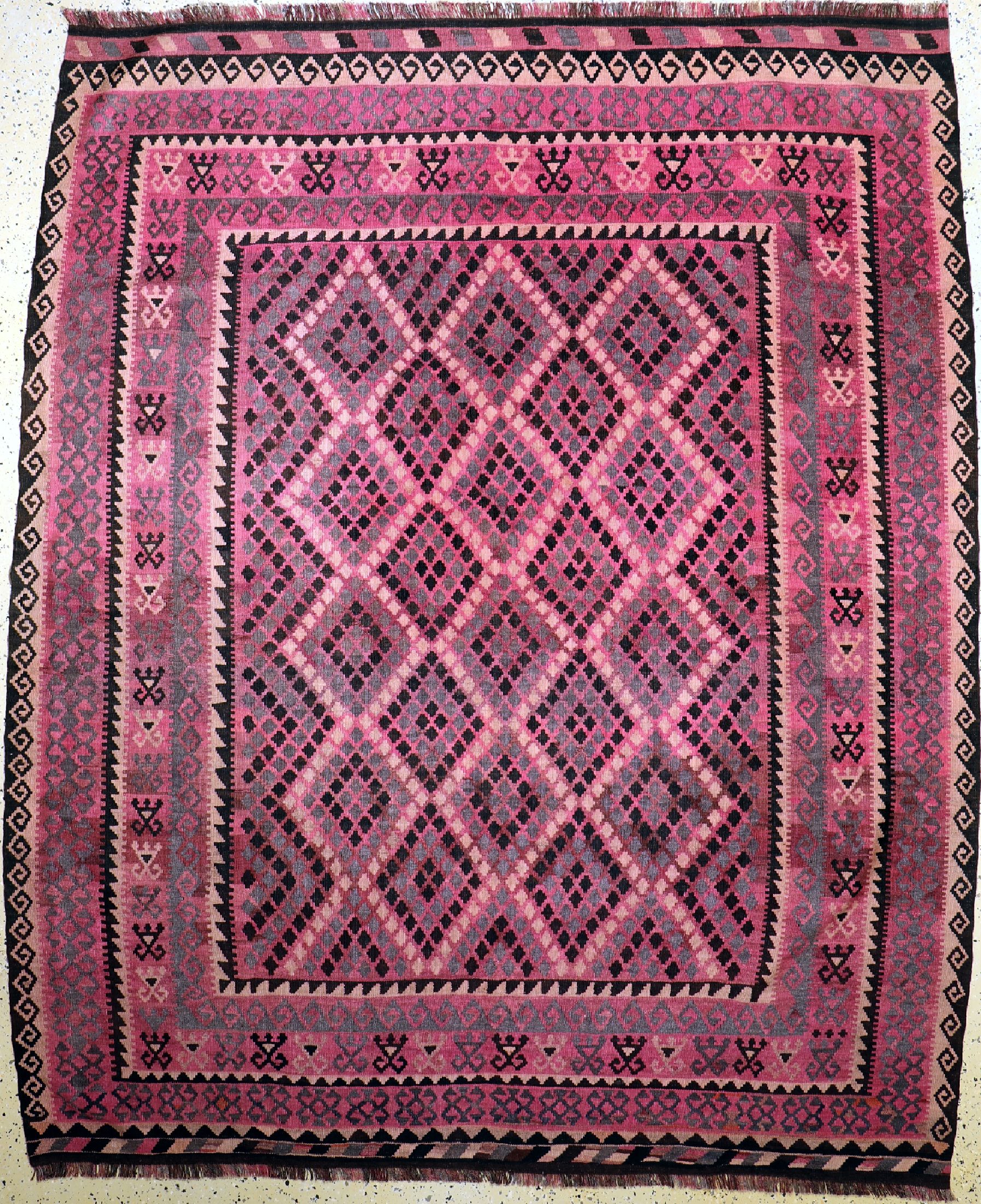 Maymaneh Kelim, Afghanistan, um 1960, Wolleauf Wolle, ca. 268 x 228 cm, EHZ: 1-2