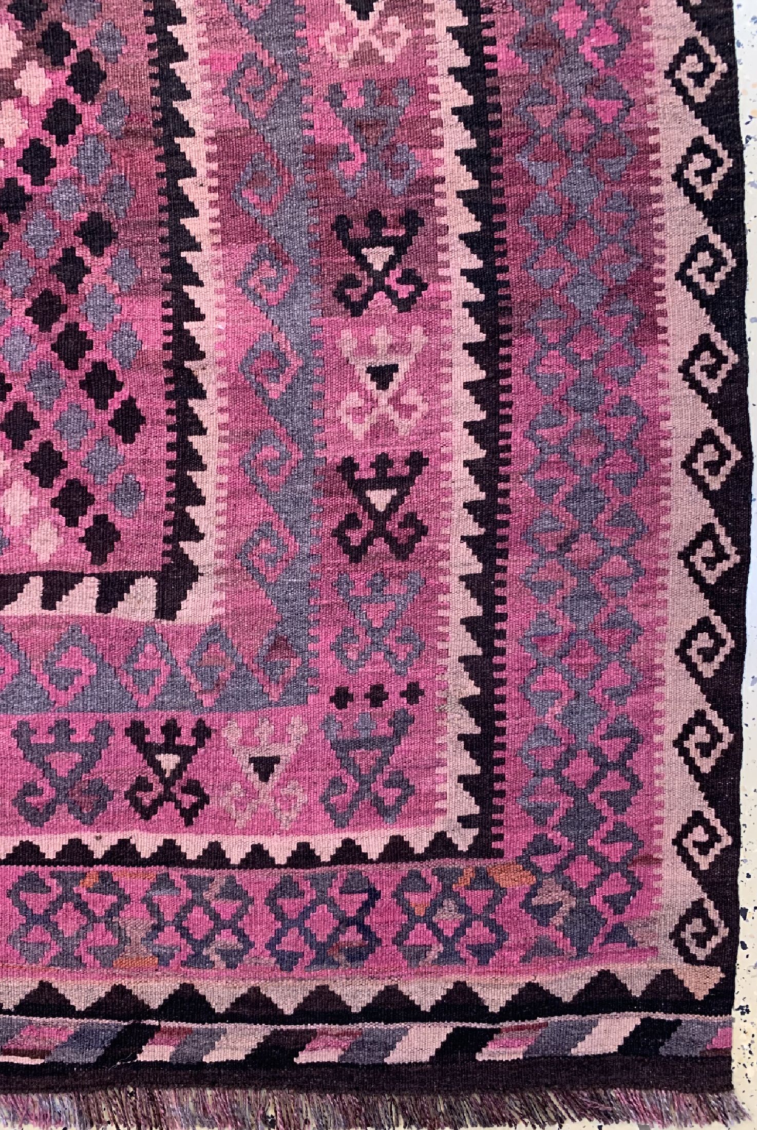 Detail a: Maymaneh Kelim, Afghanistan, um 1960, Wolleauf Wolle, ca. 268 x 228 cm, EHZ: 1-2