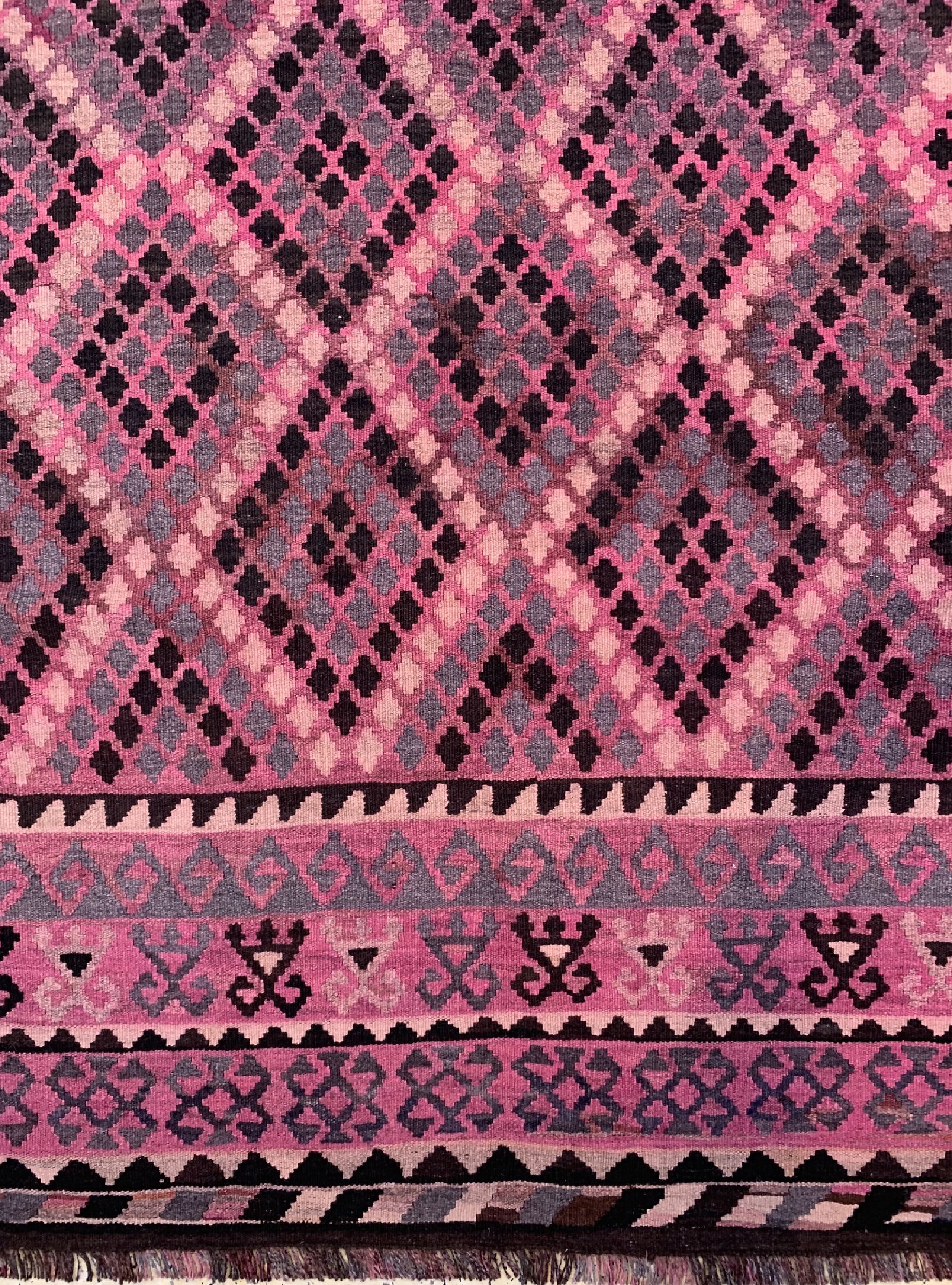 Detail b: Maymaneh Kelim, Afghanistan, um 1960, Wolleauf Wolle, ca. 268 x 228 cm, EHZ: 1-2