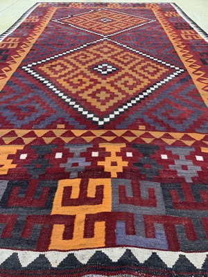 26710251d - Uzbek Kilim, Uzbekistan, approx. 50 years, wool on wool, approx. 376 x 212 cm, condition: 2. Rugs, Carpets & Flatweaves