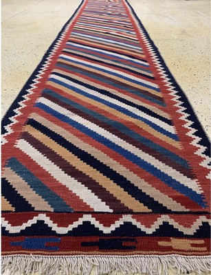 26710267d - Ghashgai Kilim, Persia, approx. 50 years, woolon wool, approx. 530 x 90 cm, condition: 1-2. Rugs, Carpets & Flatweaves