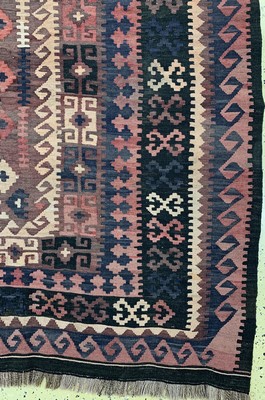 26710278a - Uzbek Kilim, Uzbekistan, approx. 50 years, wool on wool, approx. 350 x 240 cm, condition: 2. Rugs, Carpets & Flatweaves