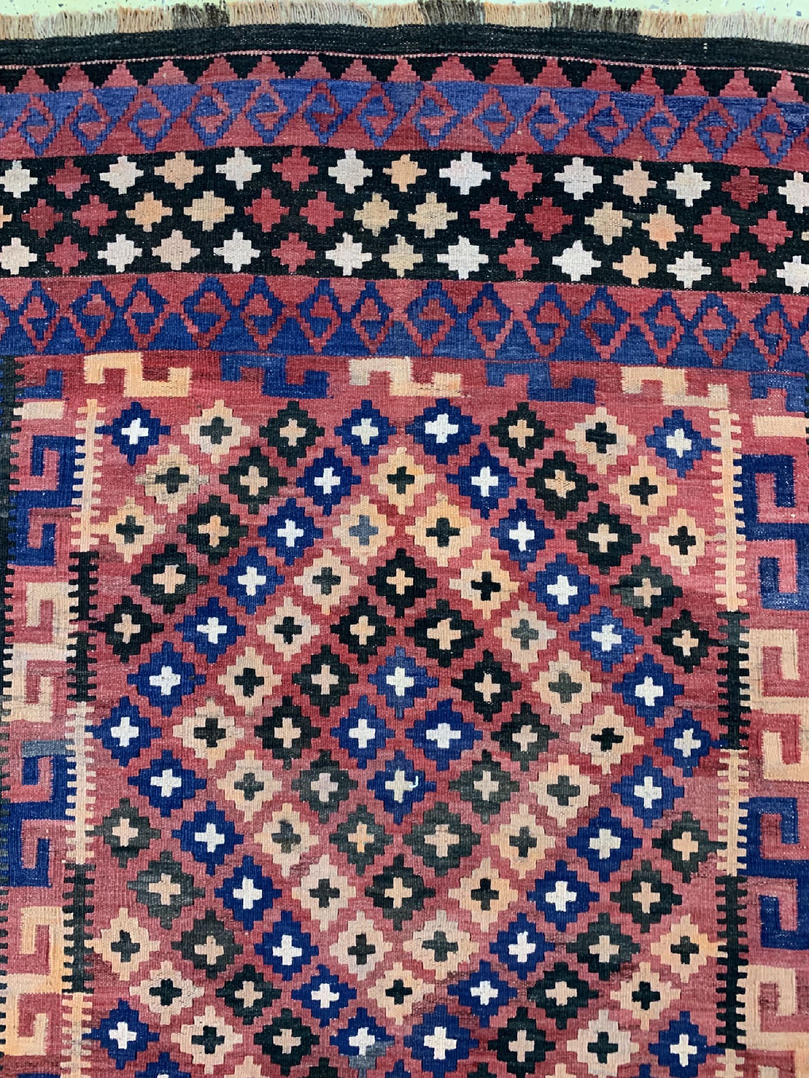 Detail b: Uzbek Kelim, Uzbekistan, um 1960, Wolle aufWolle, ca. 273 x 200 cm, EHZ: 1-2