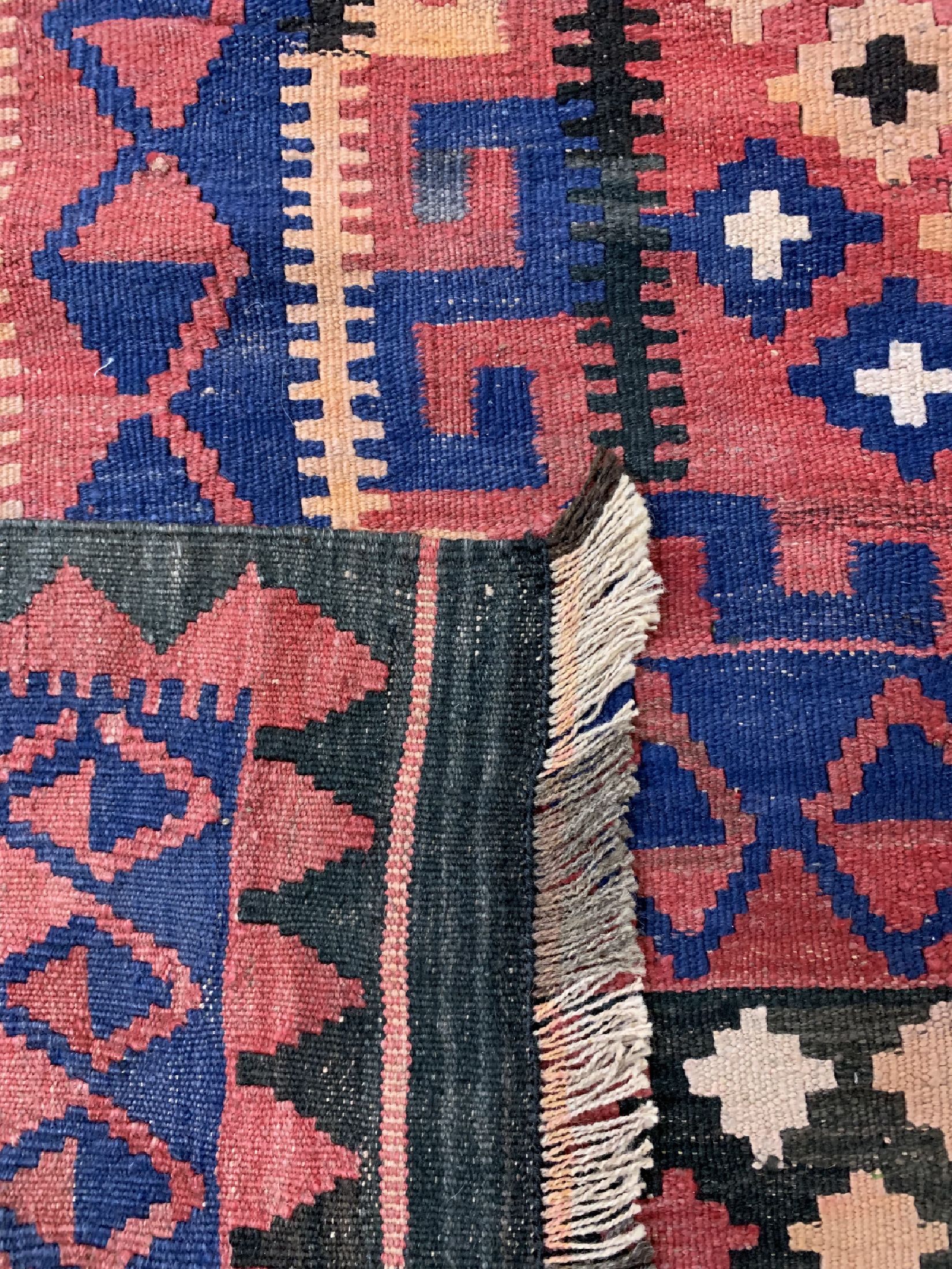 Detail d: Uzbek Kelim, Uzbekistan, um 1960, Wolle aufWolle, ca. 273 x 200 cm, EHZ: 1-2
