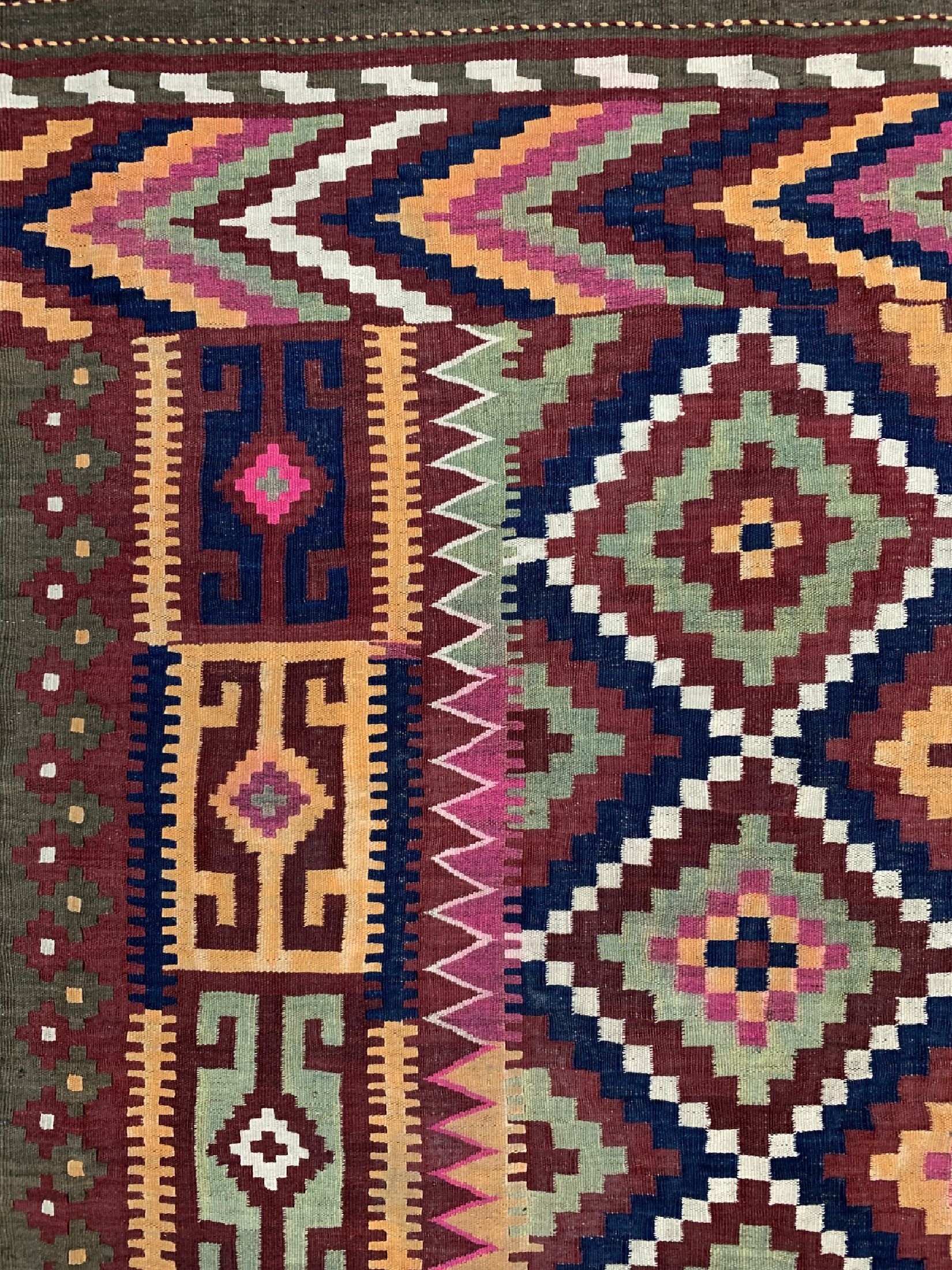 Detail c: Ersari Kelim antik, Afghanistan, um 1910/1920, Wolle auf Wolle, ca. 420 x 207 cm, EHZ: 2(restauriert)