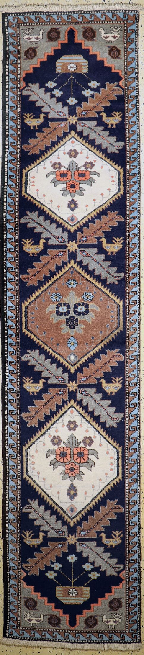 Meschgin alt, Persien, um 1950, Wolle auf Wolle, ca. 335 x 73 cm, EHZ: 2