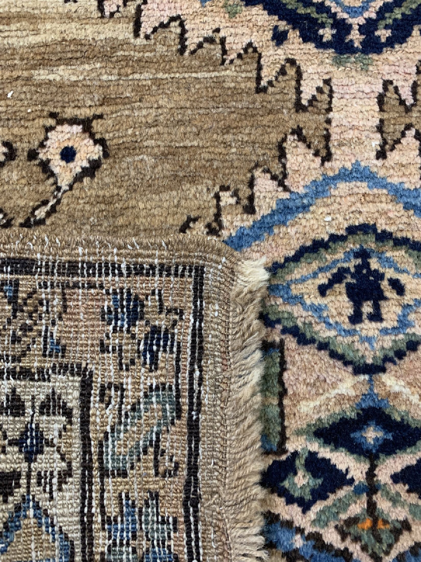Detail d: Antiker Sarab, Persien, um 1900, Wolle auf Wolle, ca. 377 x 107 cm, EHZ: 2