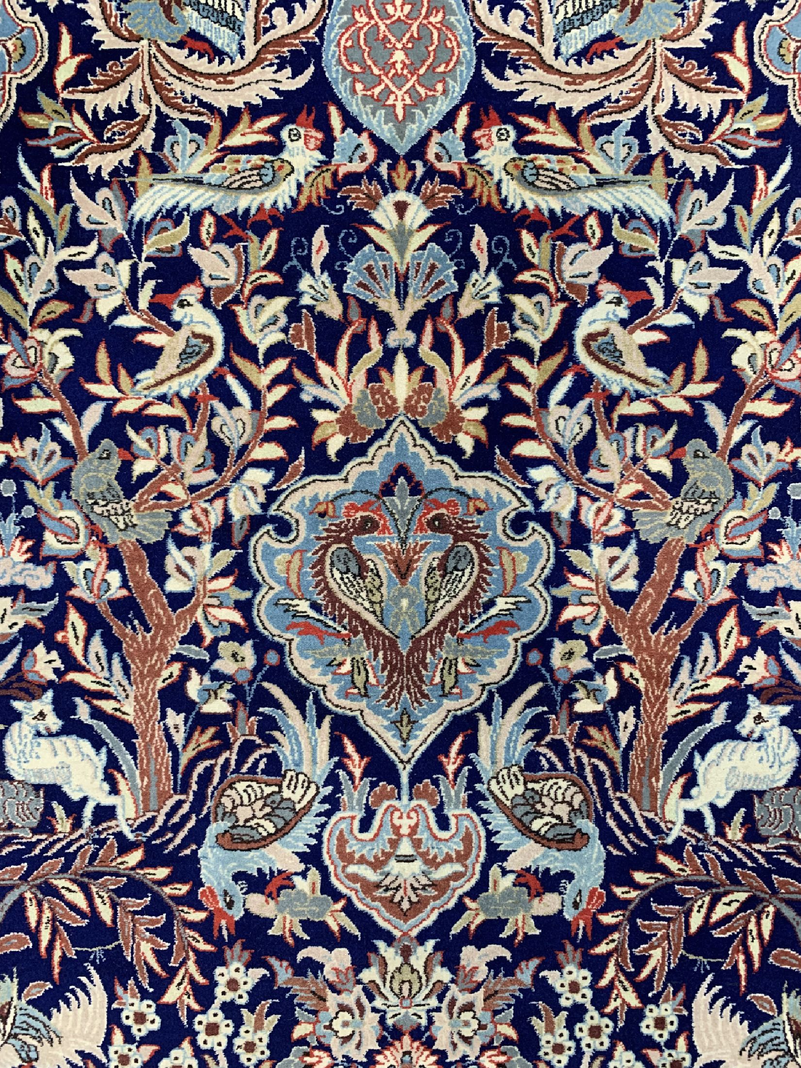 Detail d: Esfahan fein, Persien, um 1950, Korkwolle auf Seide, ca. 172 x 105 cm, ca. 1,0 Mio. Kn/qm, EHZ: 1-2