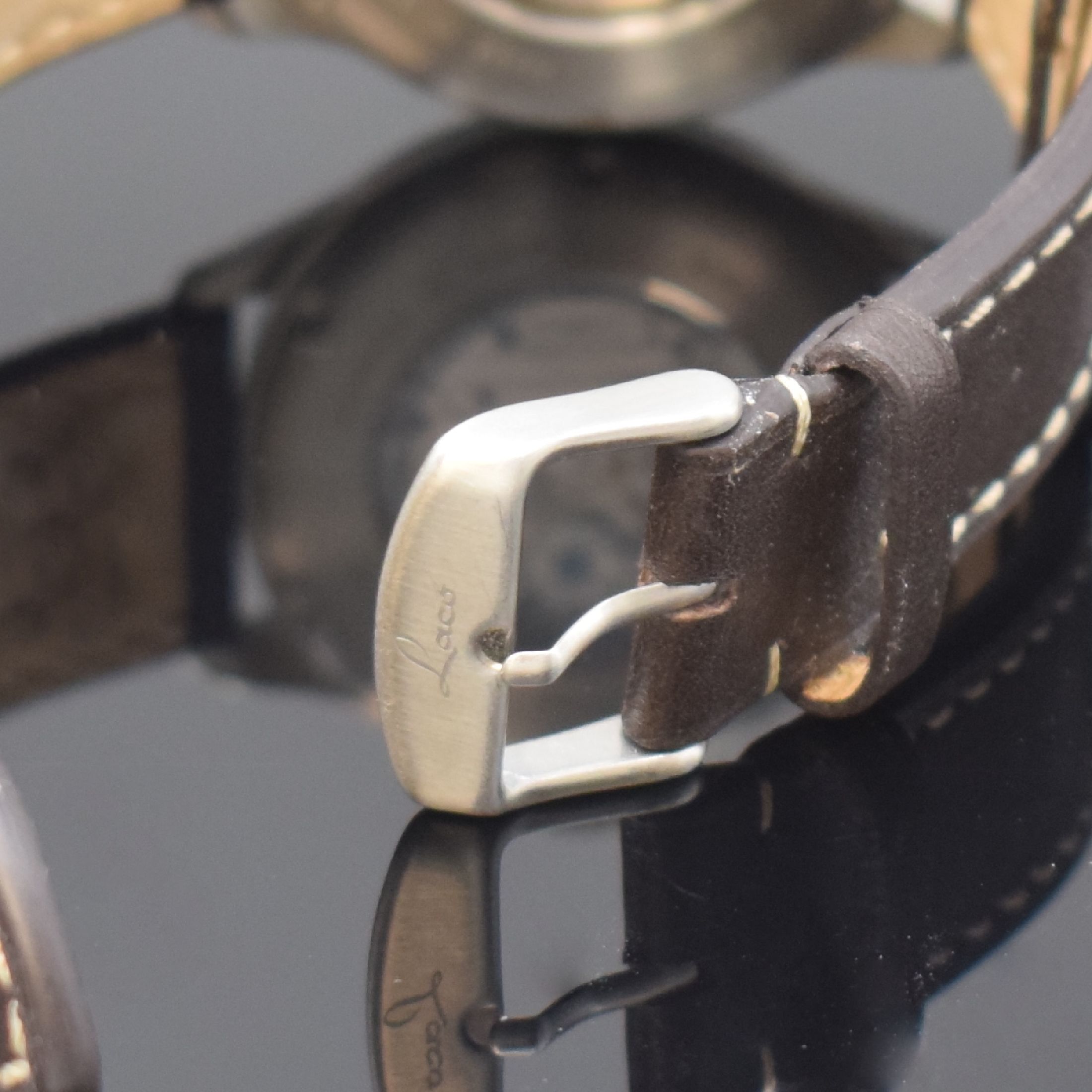Detail b: LACO Herrenarmbanduhr, Handaufzug, Deutschland um 2020, Edelstahlgeh. inkl. orig. Lederband m. orig. Dornschl., seitl. grav. FL23883, beids. vergl., ...