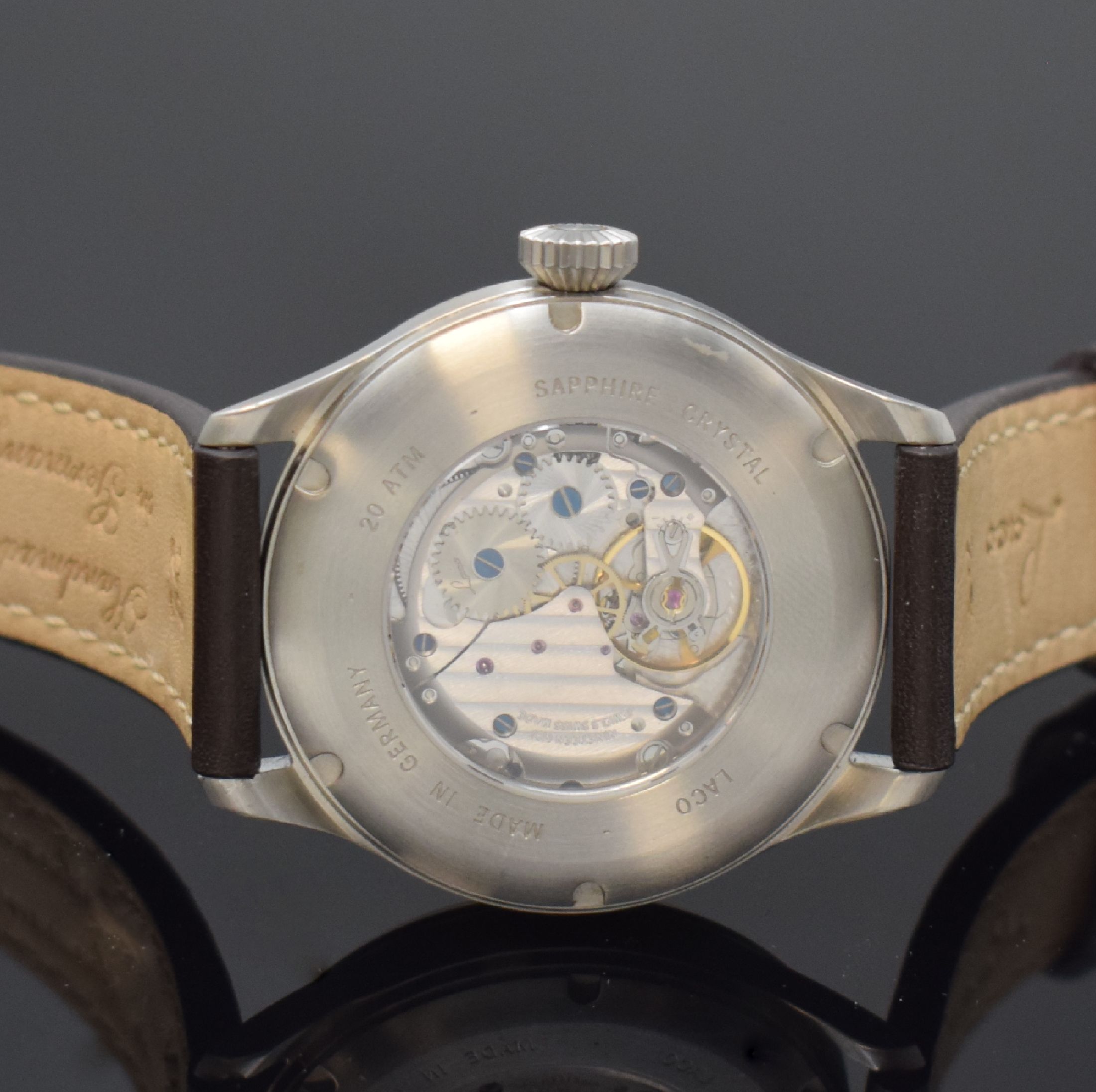 Detail e: LACO Herrenarmbanduhr, Handaufzug, Deutschland um 2020, Edelstahlgeh. inkl. orig. Lederband m. orig. Dornschl., seitl. grav. FL23883, beids. vergl., ...