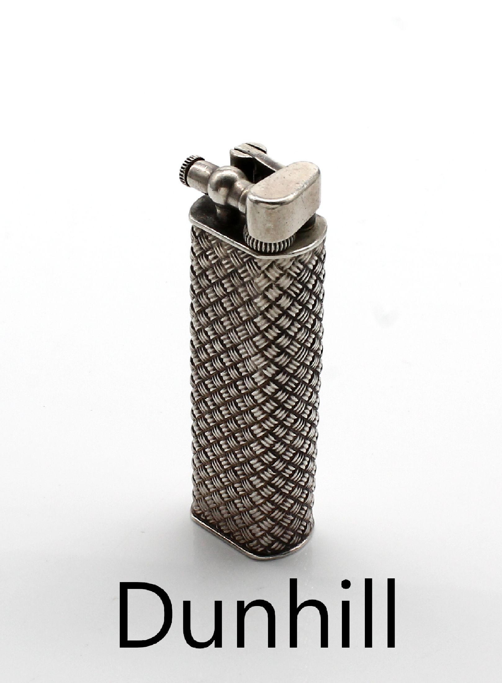 DUNHILL-Feuerzeug, Dunhill Paris, 1960er Jahre, Gas, Hülle Silber gepr., Flechtdekor, Fkt. ungepr., H ca. 6 cm, vgl. Lit. Lighters Stefano ...