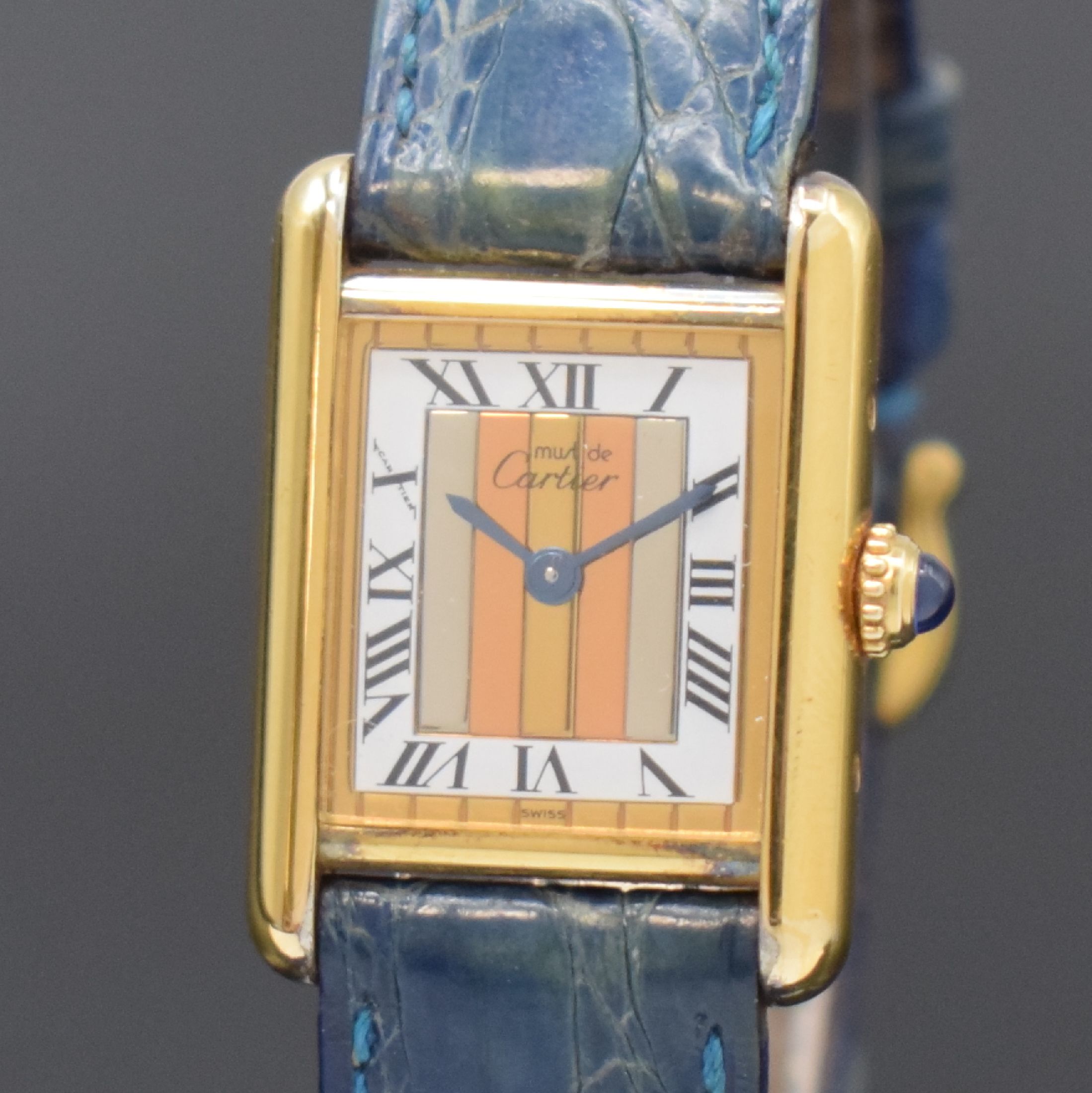 Detail a: CARTIER Paris Damenarmbanduhr Tank Vermeil Referenz 5057001, Schweiz um 1995, quarz, verg. Silbergeh. inkl. orig. Lederband m. orig. Dornschl., Boden ...