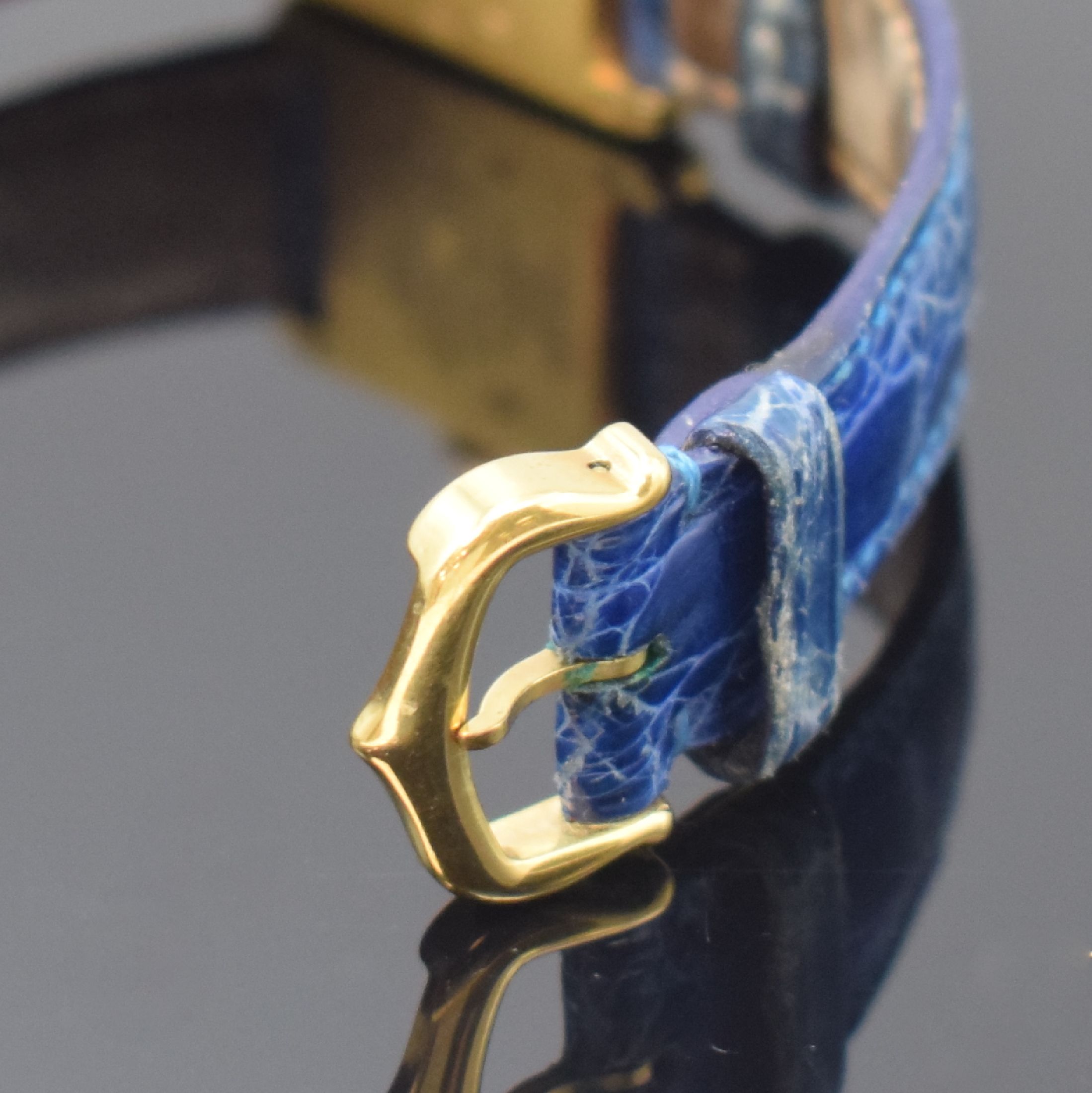 Detail b: CARTIER Paris Damenarmbanduhr Tank Vermeil Referenz 5057001, Schweiz um 1995, quarz, verg. Silbergeh. inkl. orig. Lederband m. orig. Dornschl., Boden ...