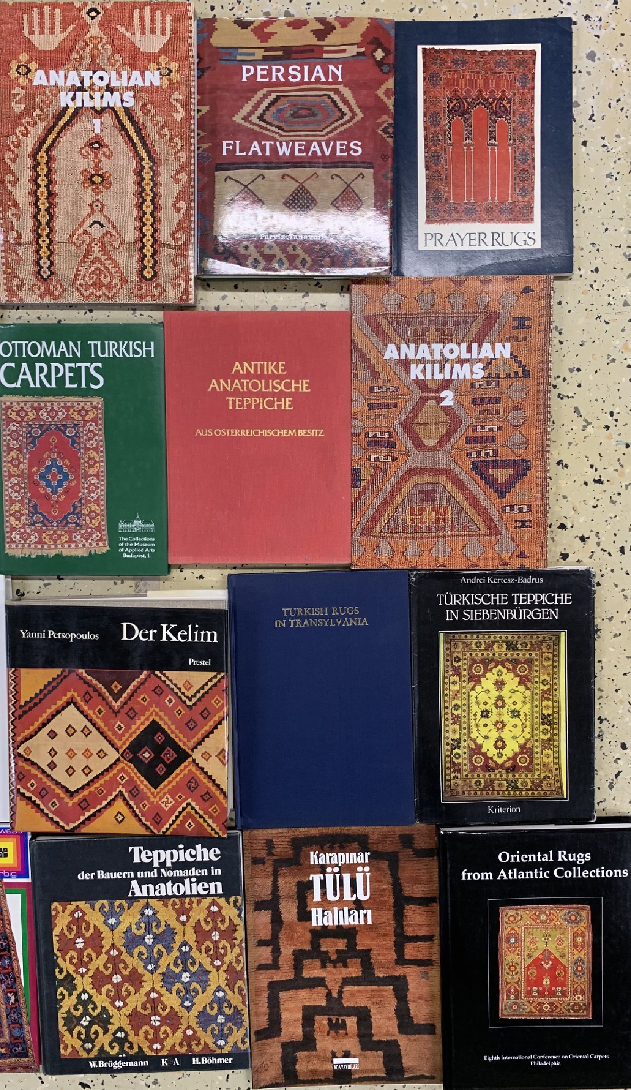 Detail a: 20 lots Teppichliteratur Anatolien , guter Zustand.