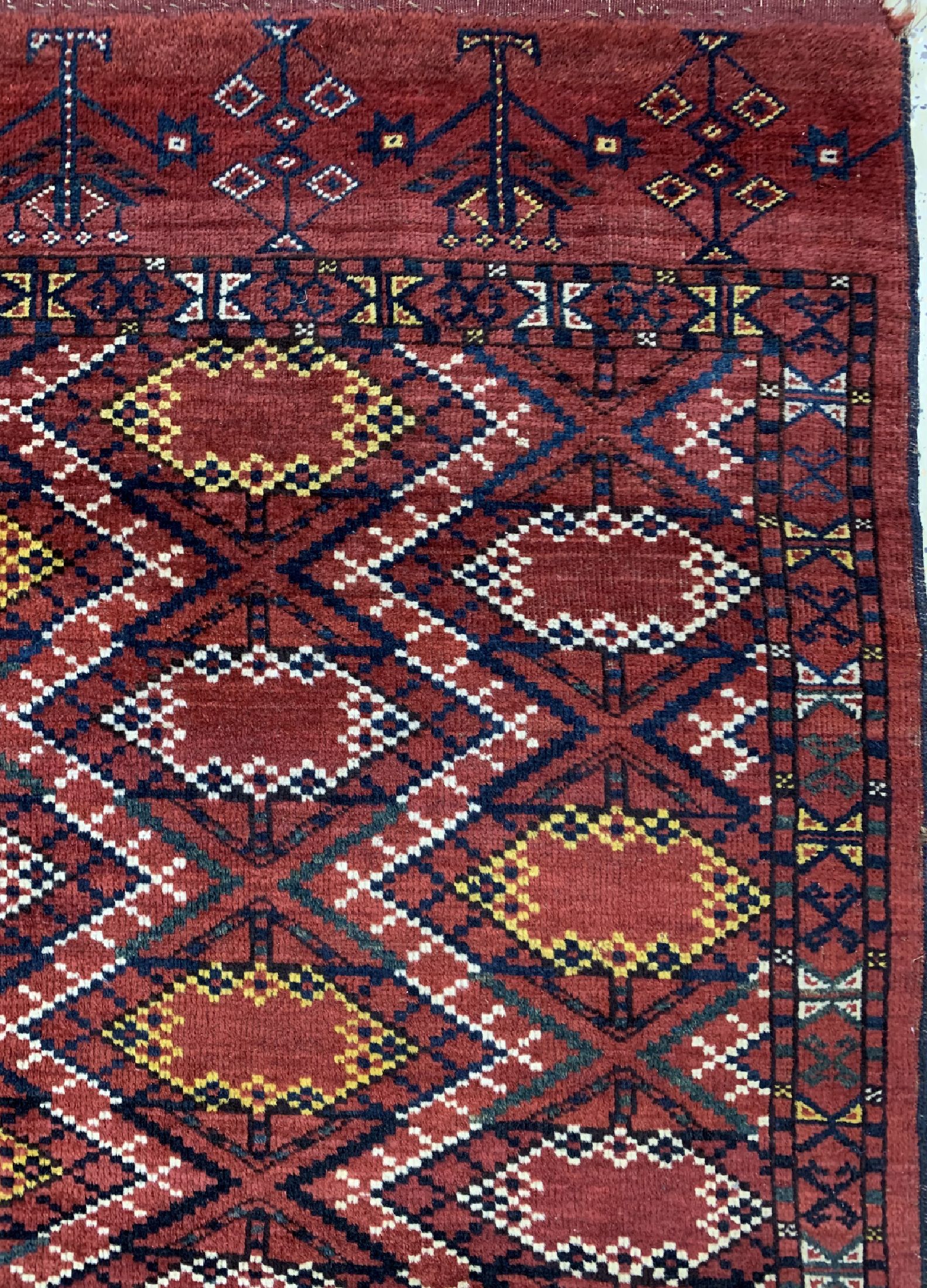 Detail a: Ersari Tschowal antik, Turkmenistan, 19.Jhd, Wolle auf Wolle, ca. 178 x 104 cm, EHZ: 3-4