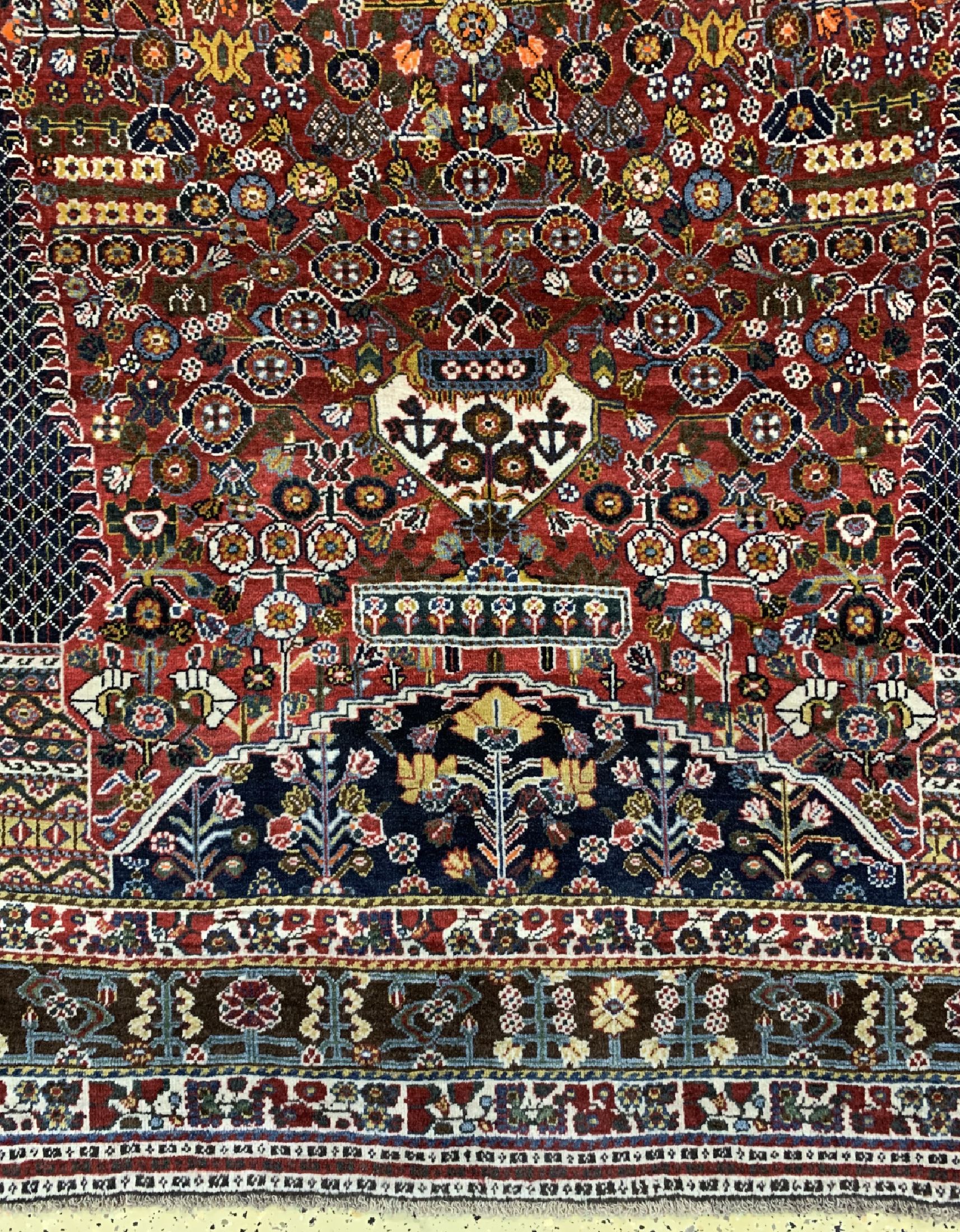Detail b: Ghaschgai Kaschkuli, Persien, um 1940, Wolle auf Wolle, ca. 253 x 158 cm, EHZ: 2