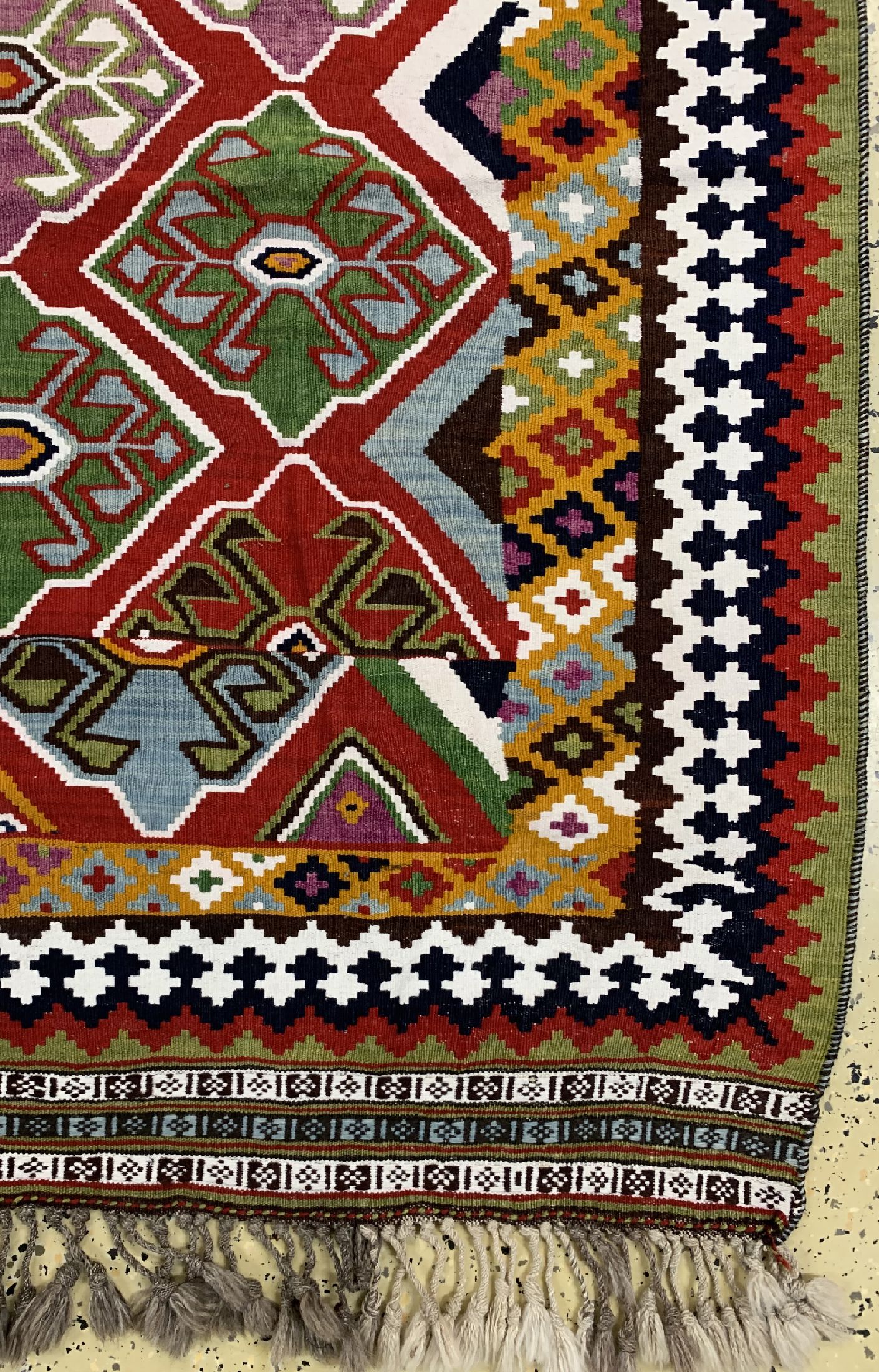 Detail a: Ghaschgai Kelim, Persien, um 1920, Wolle auf Wolle, ca. 314 x 173 cm, EHZ: 1-2