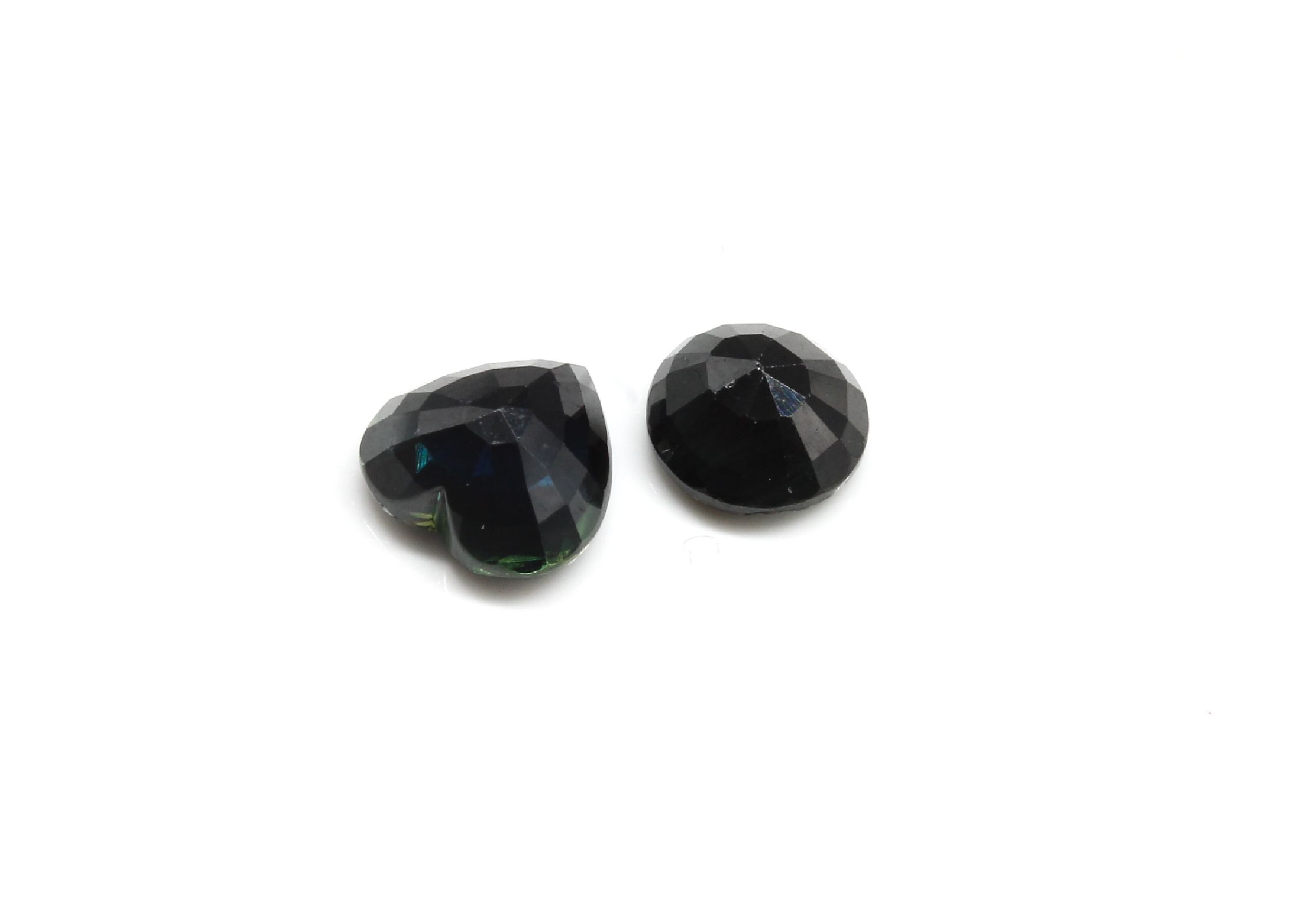 Detail a: Lot 14 lose Saphire, zus. ca. 20.21 ct, versch. Schliffformen und Größen