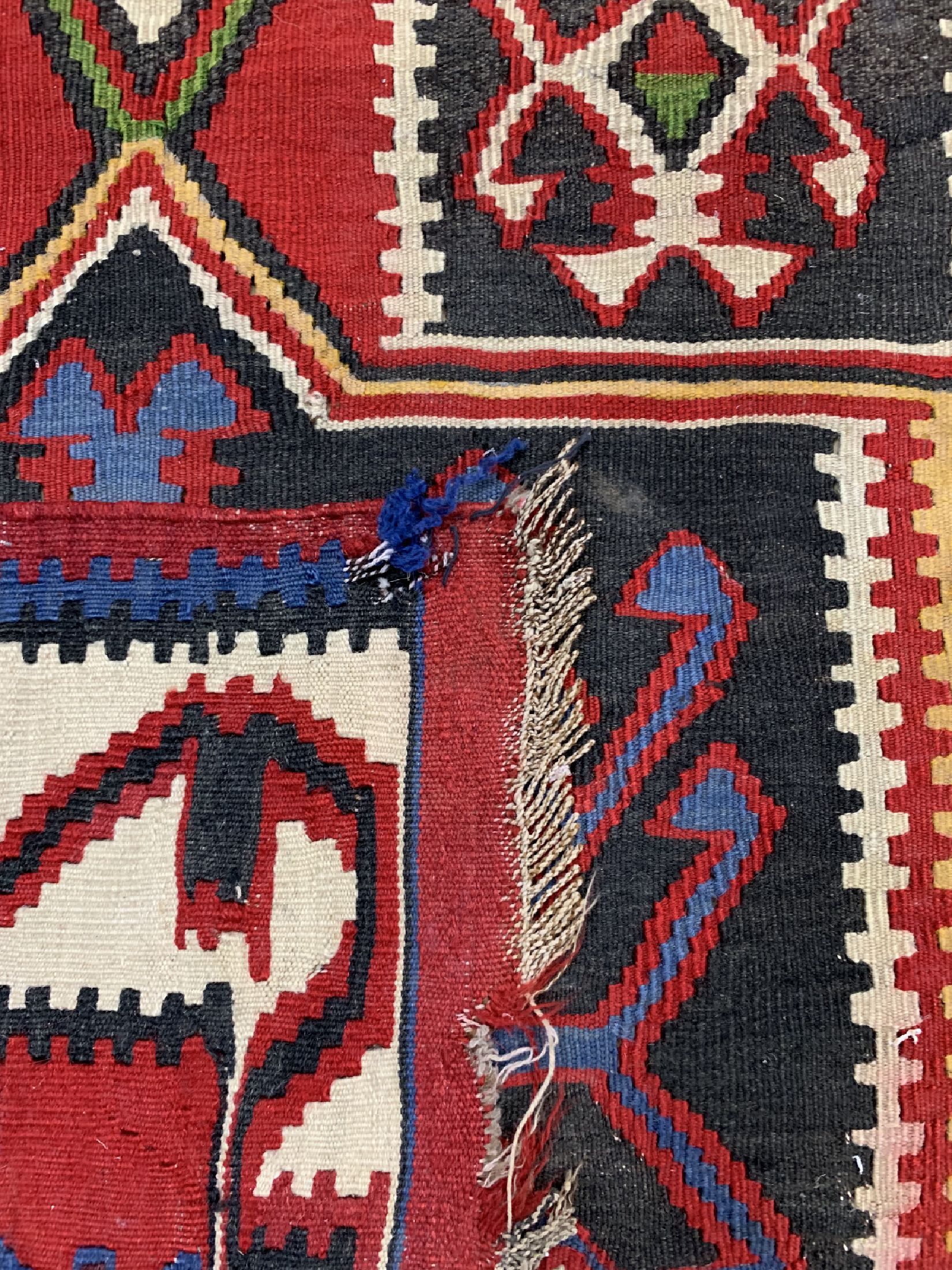 Detail e: Kuba Schirwan Kelim, Kaukasus, 19.Jhd, Wolle auf Wolle, ca. 303 x 190 cm, EHZ: 3