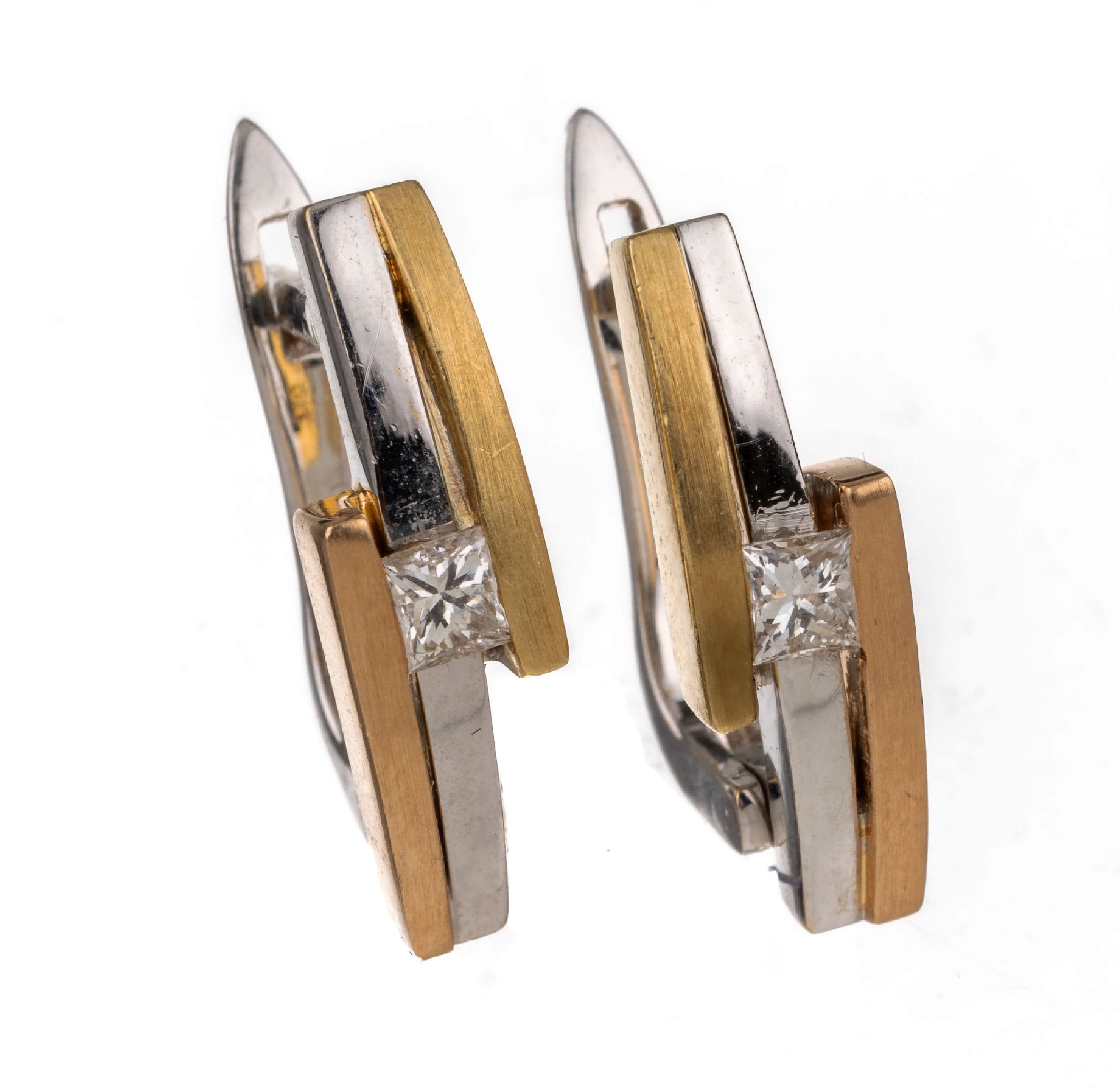 Paar 18 kt Gold Diamant-Ohrstecker, GG/WG/RG 750/000, 2 Diamanten im Princess Cut zus. ca. 0.20 ct Weiß/vs, total ca. 6.1 g, passend zu Kat.-Nr. ...