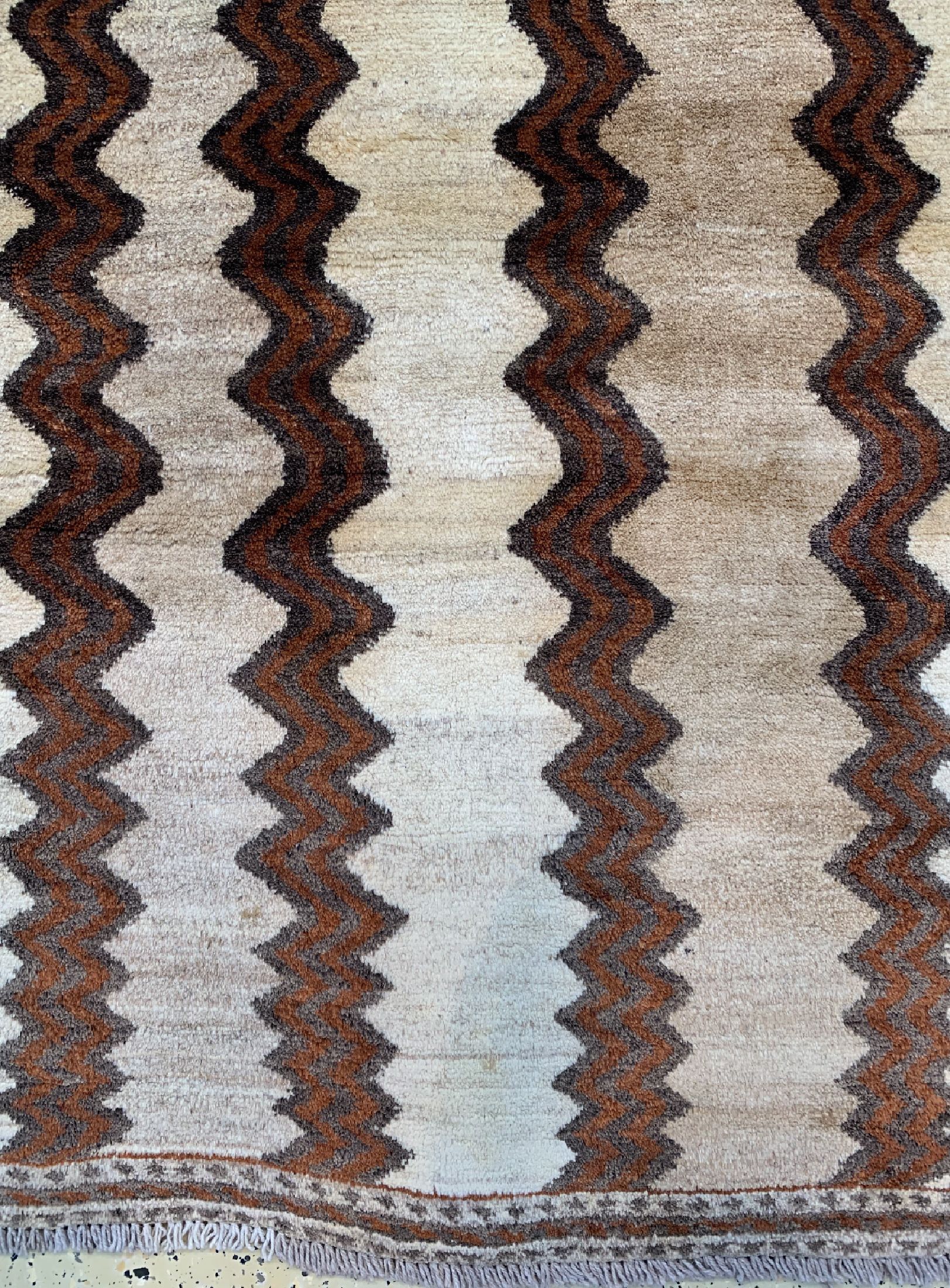 Detail b: Gabbeh alt, Persien, ca. 60 Jahre, Wolle auf Wolle, ca. 210 x 120 cm, EHZ: 2