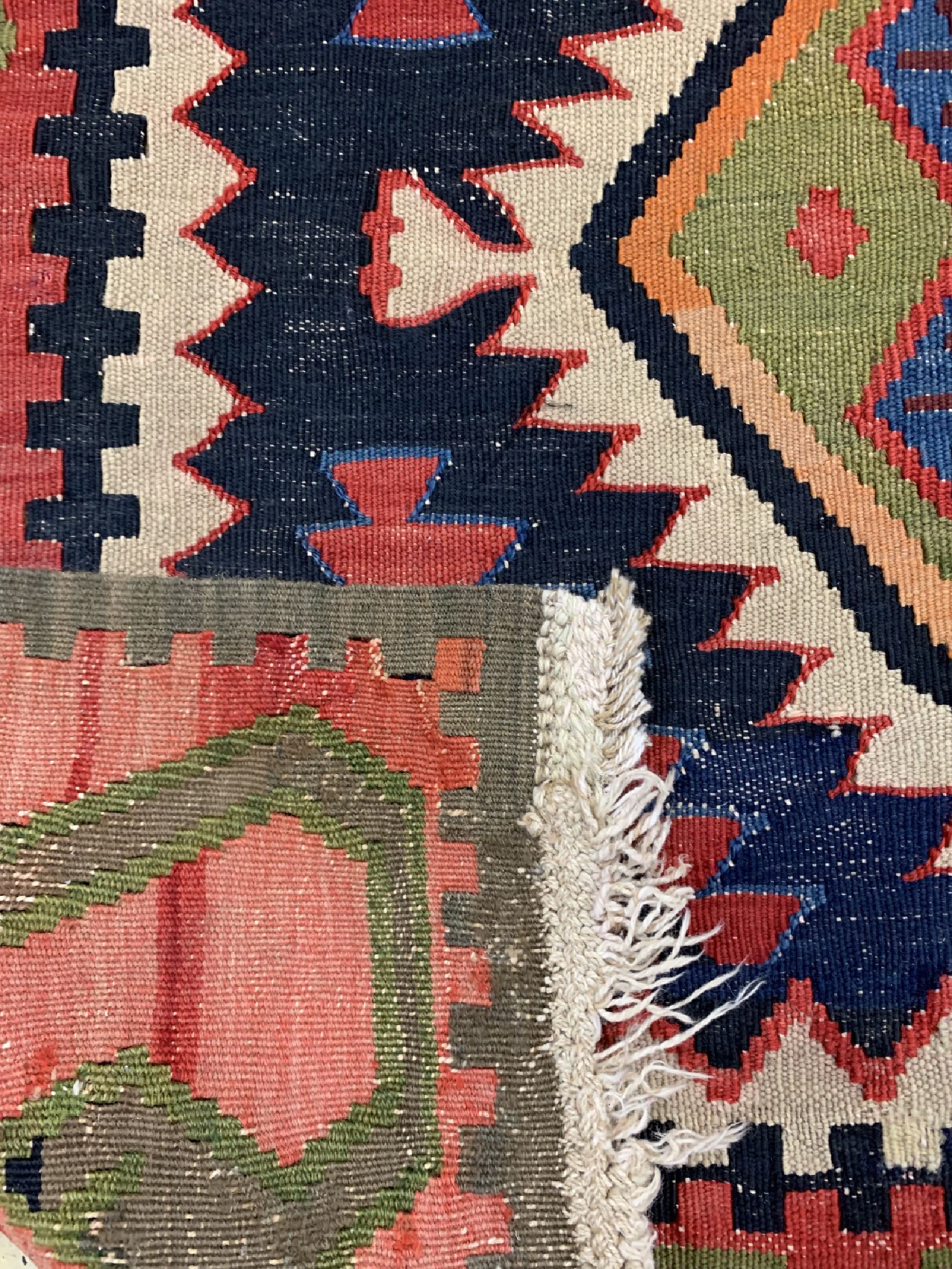 Detail d: Shahsawan Kelim, Persien, um 1940, Wolle auf Baumwolle, ca. 310 x 154 cm, EHZ: 2