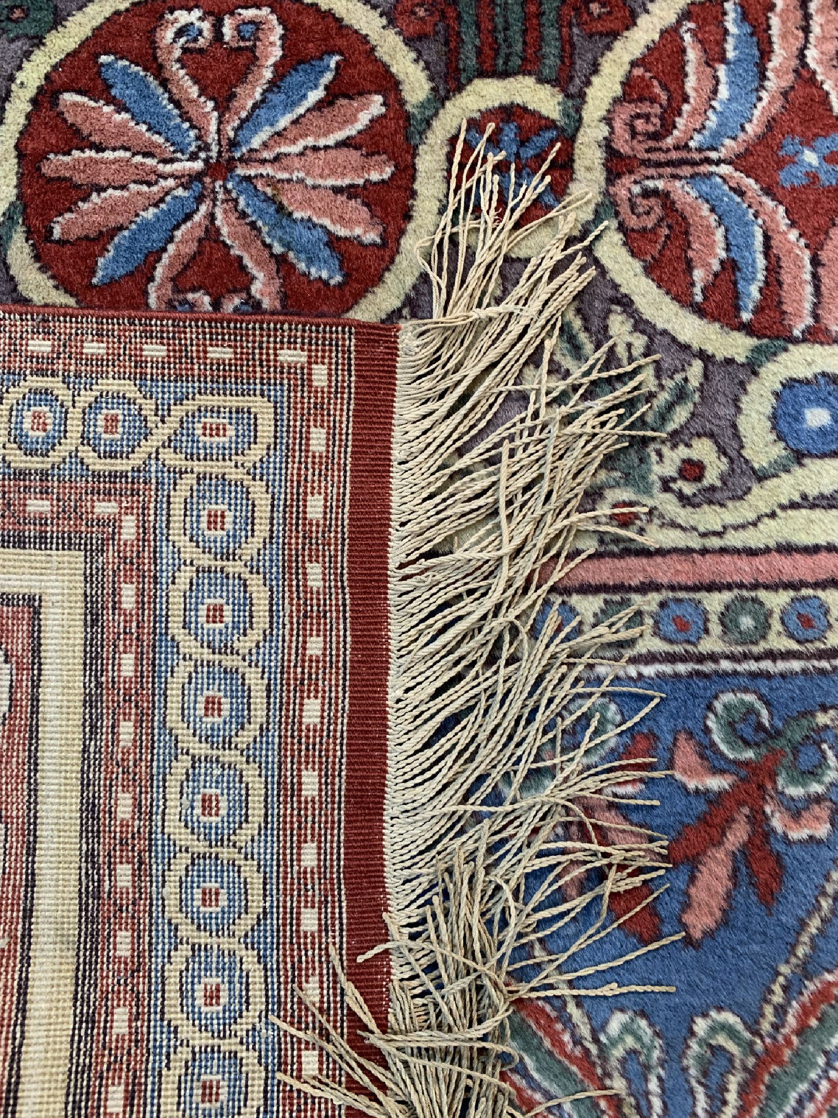 Detail g: Täbriz alt, Balkan, ca. 60 Jahre, Wolle aufBaumwolle, ca. 380 x 280 cm, Reinigungsbedürftig, EHZ: 2