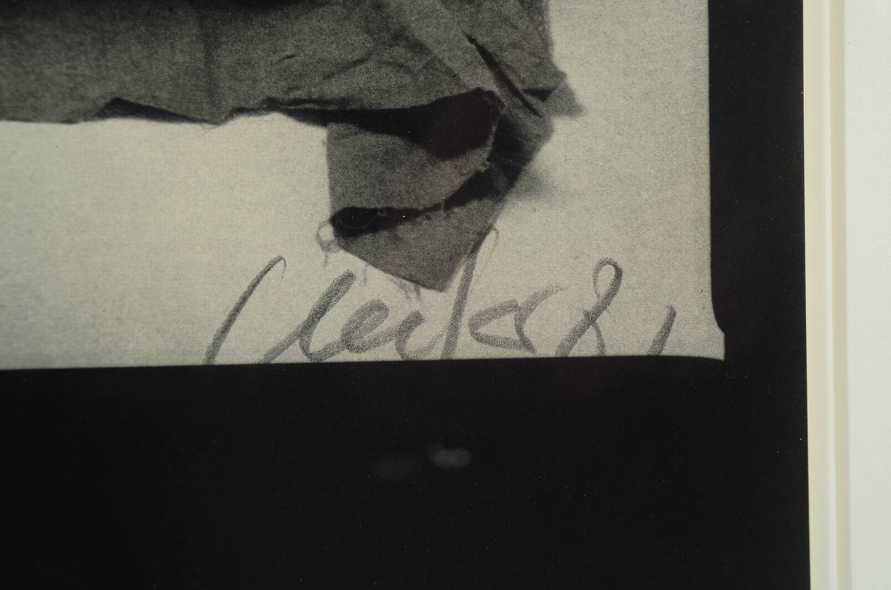Detail a: Günther Uecker, geb. 1930, Granolithografie auf dickem Velin, handsign., vom Fotograf Schroeter ebenso handsign., dat. (19)81, Darstellung: Günther ...