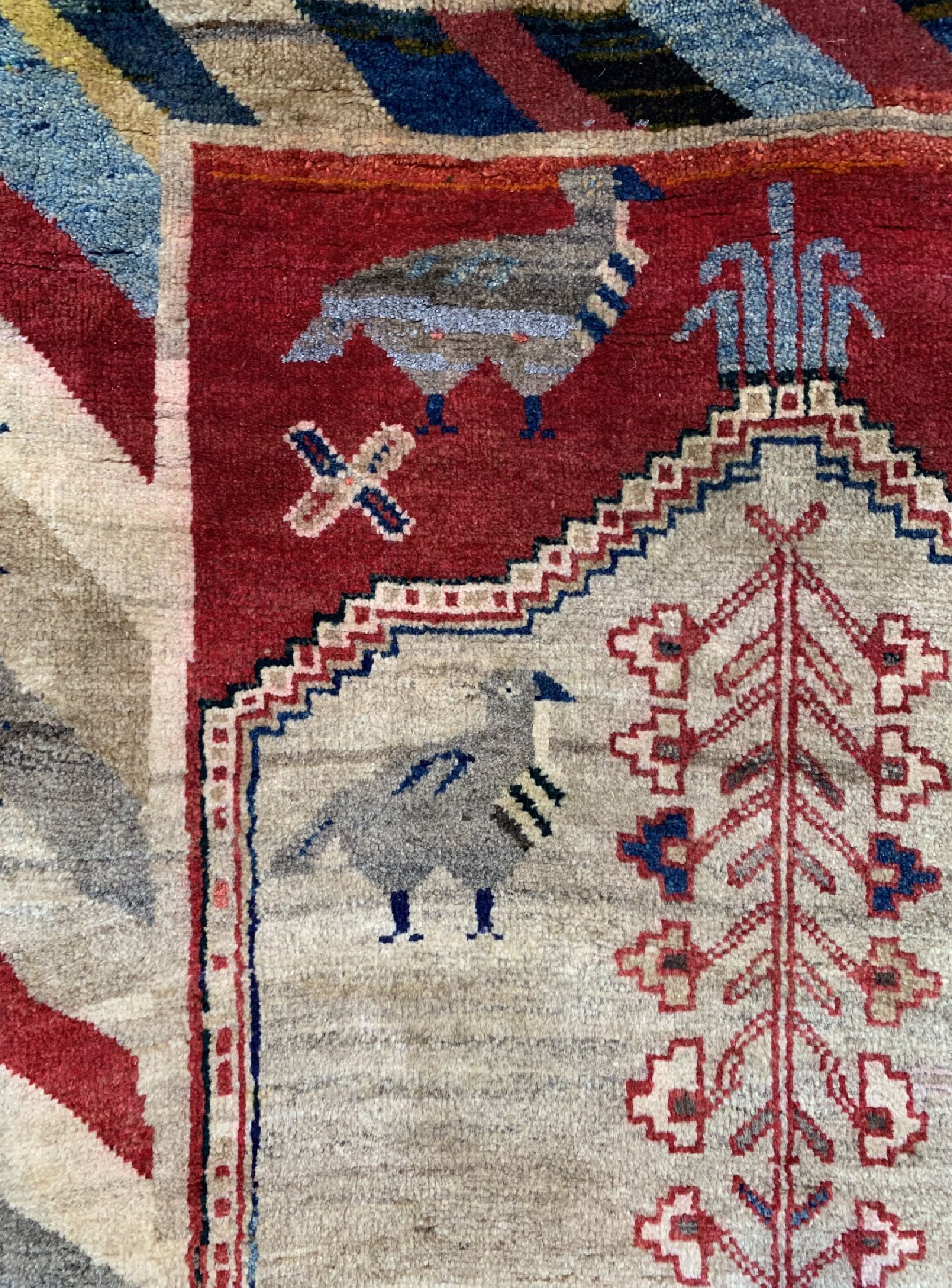 Detail c: Gabbeh alt, Persien, ca. 60 Jahre, Wolle auf Wolle, ca. 160 x 105 cm, EHZ: 2