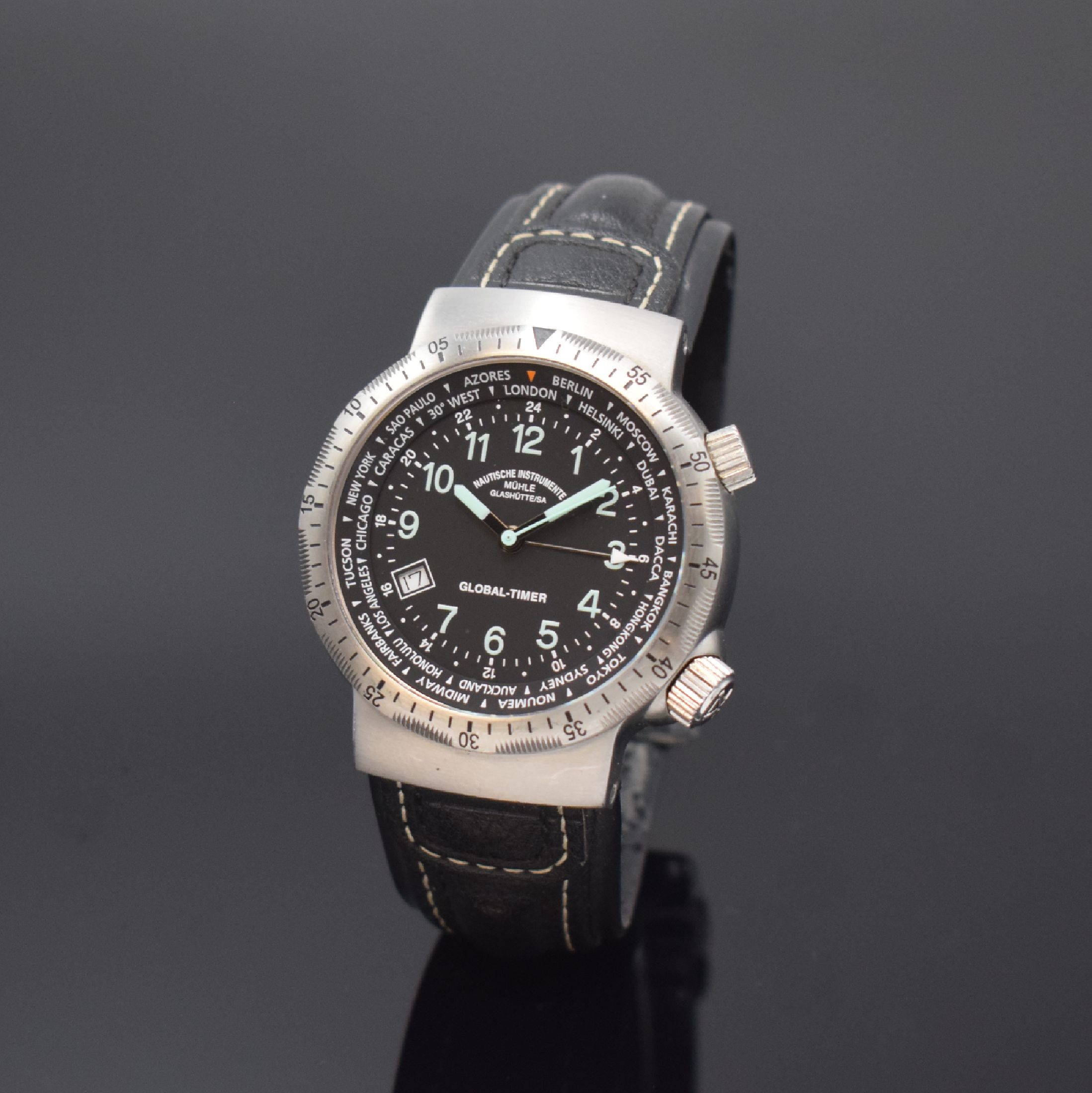 NAUTISCHE INSTRUMENTE MÜHLE GLASHÜTTE/SA. Herrenarmbanduhr Modell Global-Timer Referenz M1-41-13, Deutschland um 2005, Automatik, ausverkauftes, ...