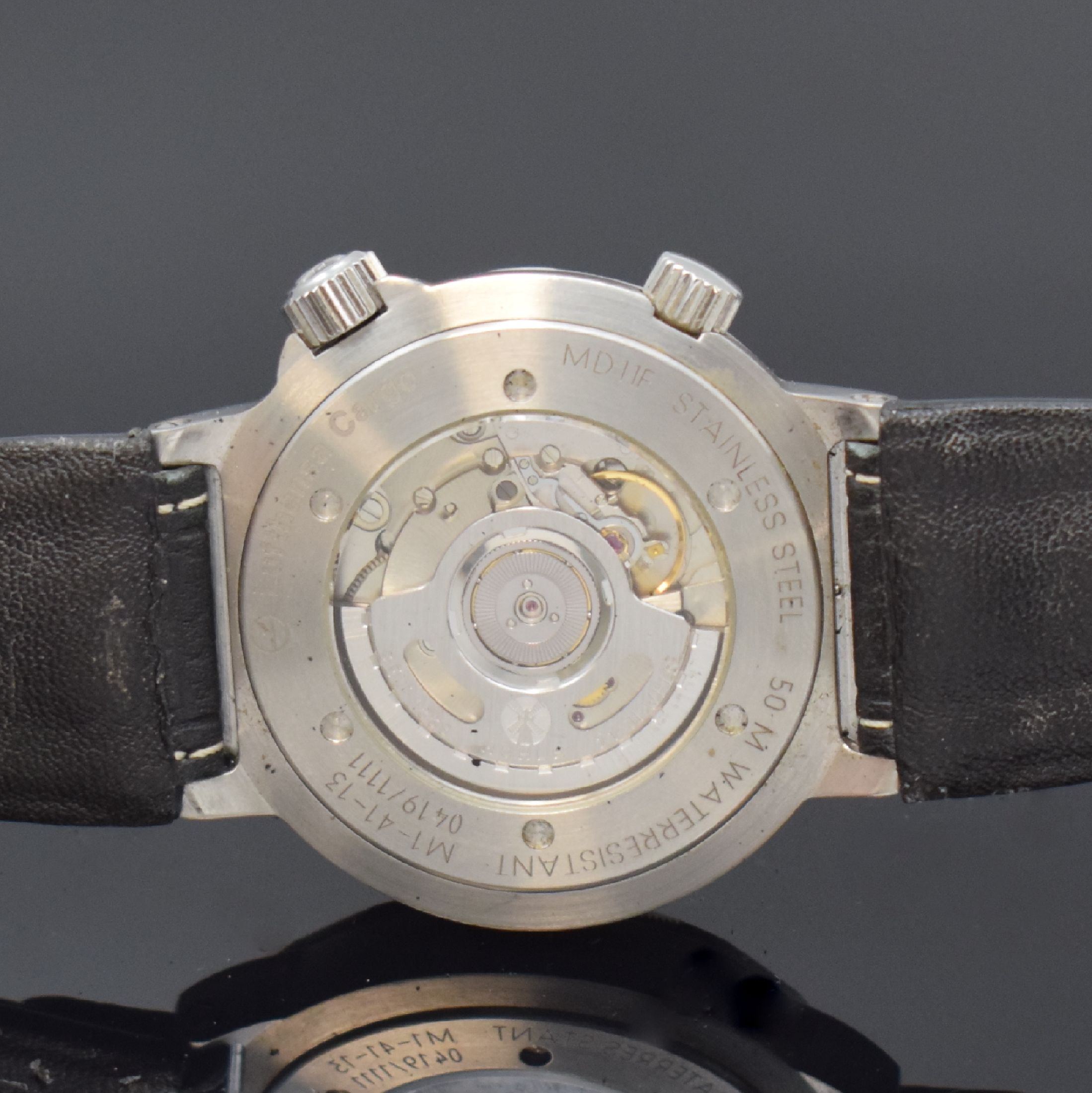 Detail d: NAUTISCHE INSTRUMENTE MÜHLE GLASHÜTTE/SA. Herrenarmbanduhr Modell Global-Timer Referenz M1-41-13, Deutschland um 2005, Automatik, ausverkauftes, ...