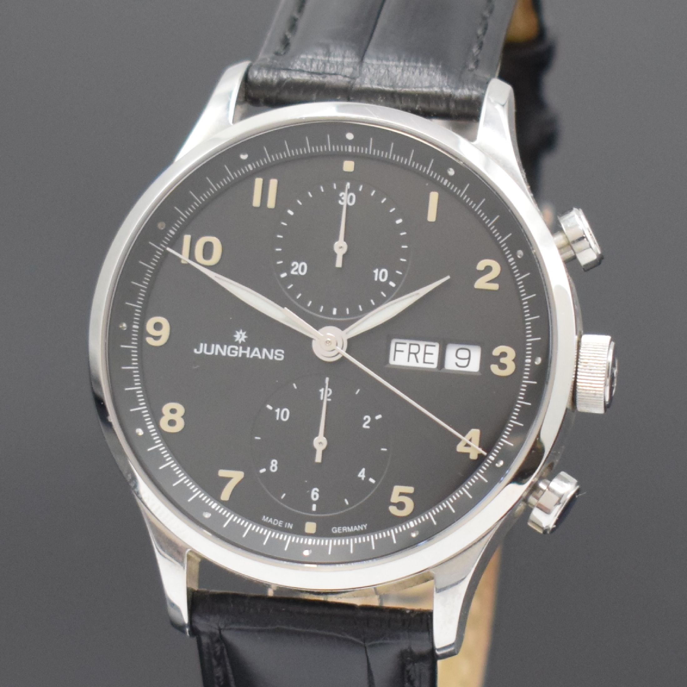 Detail a: JUNGHANS Attache Chronoscope Herrenchronograph in Stahl Referenz 027/4552, Deutschland um 2010, Automatik, beids. vergl. Geh., Boden 5-fach verschr., ...