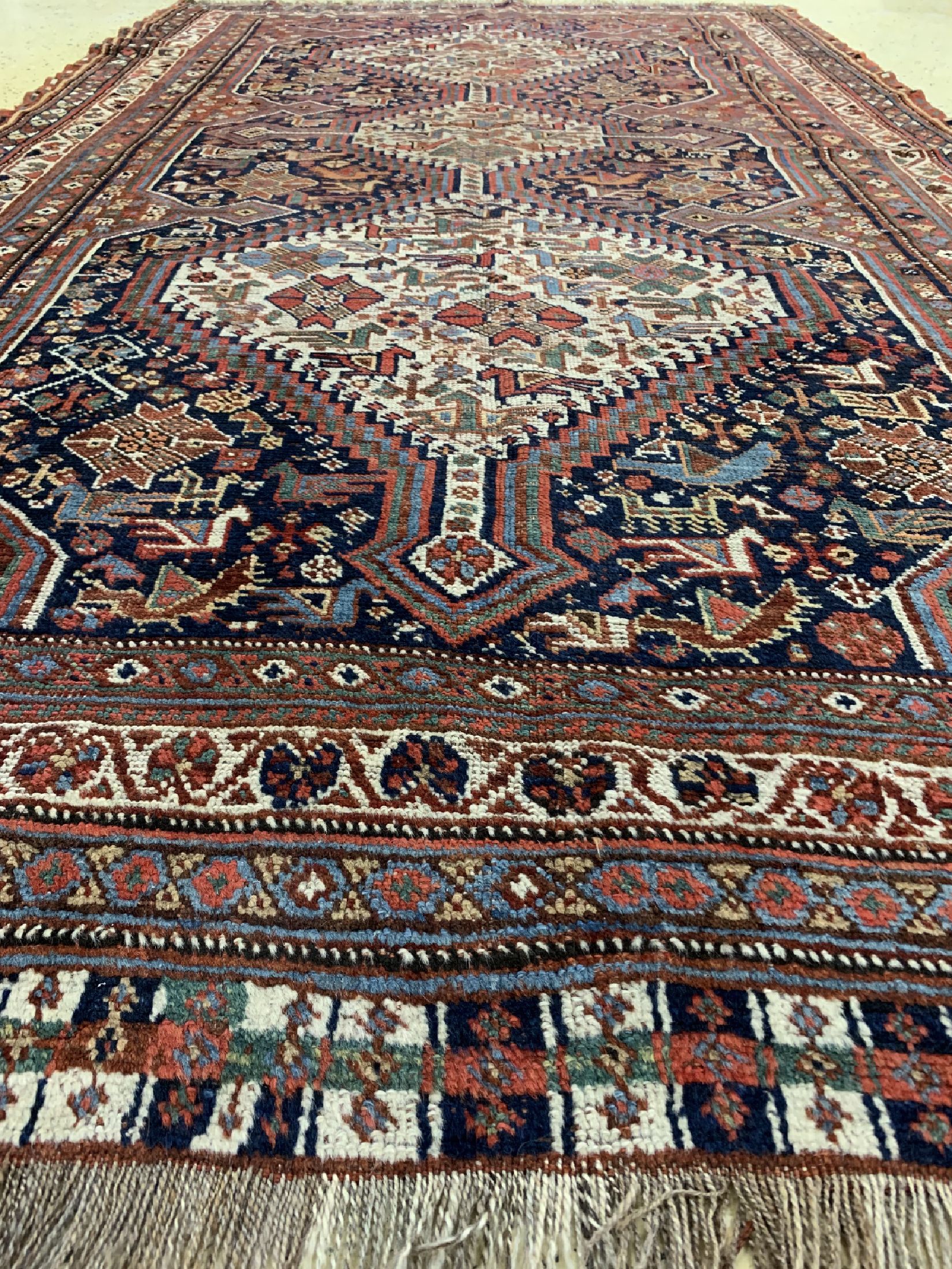 Detail c: Antiker Khamseh, Persien, 19.Jhd, Wolle aufWolle, ca. 288 x 155 cm, EHZ: 3