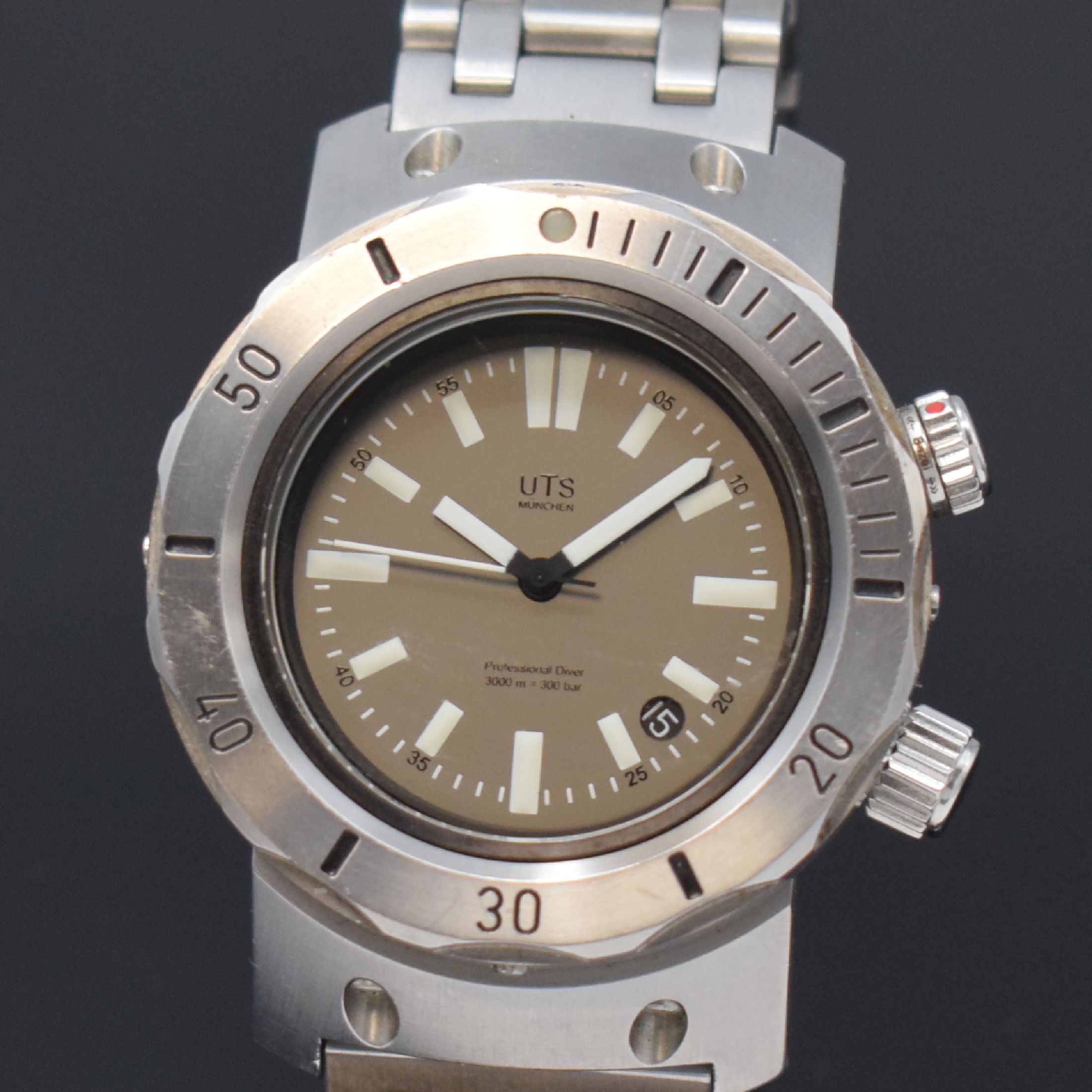Detail a: UTS MÜNCHEN auf 200 Stück limitierte Taucheruhr Modell Professional Diver, Deutschland um 2010, Automatik, Edelstahl inkl. orig. Gliederband m. ...