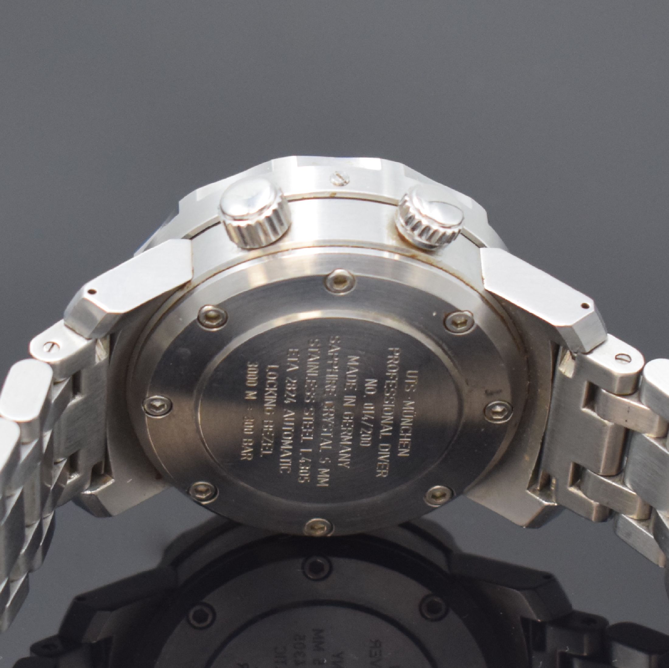 Detail d: UTS MÜNCHEN auf 200 Stück limitierte Taucheruhr Modell Professional Diver, Deutschland um 2010, Automatik, Edelstahl inkl. orig. Gliederband m. ...