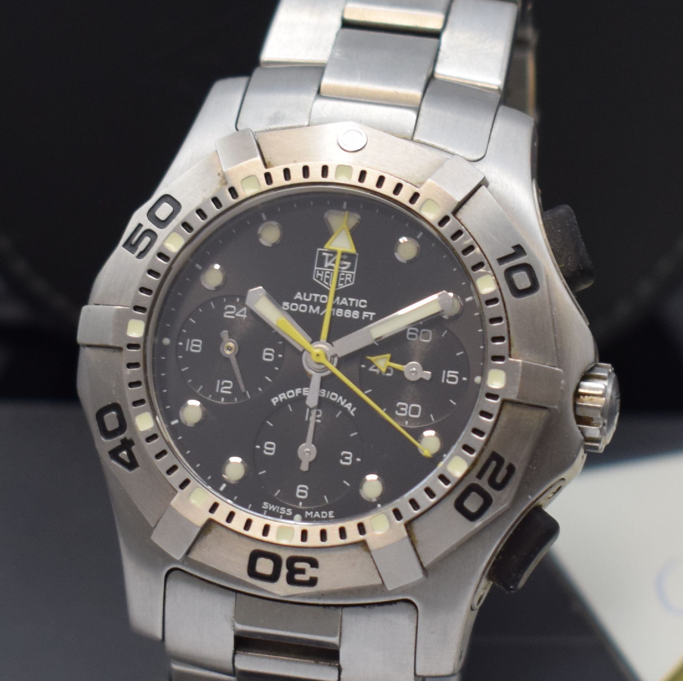 Detail a: TAG HEUER Professional Armbandchronograph Modell Aquagraph Calibre 60 Referenz CN211A,, Schweiz verk. lt. beil. Pap. 07/2009, Automatik, massives ...