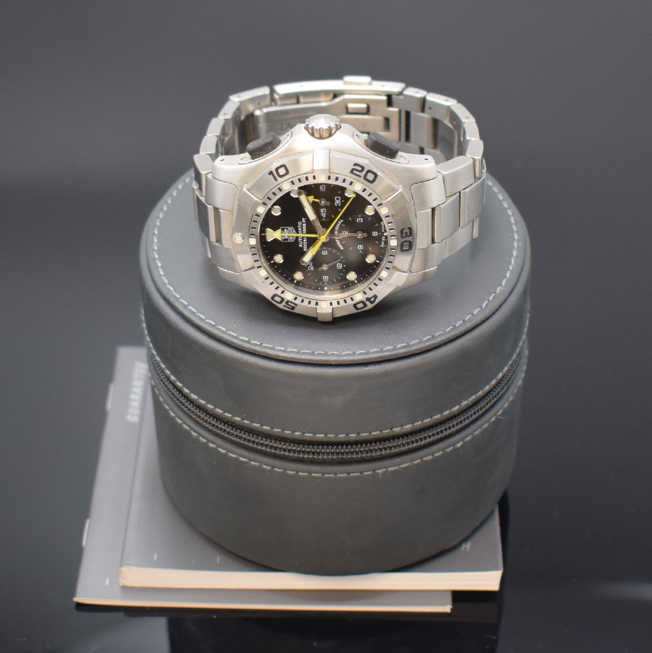 Detail e: TAG HEUER Professional Armbandchronograph Modell Aquagraph Calibre 60 Referenz CN211A,, Schweiz verk. lt. beil. Pap. 07/2009, Automatik, massives ...