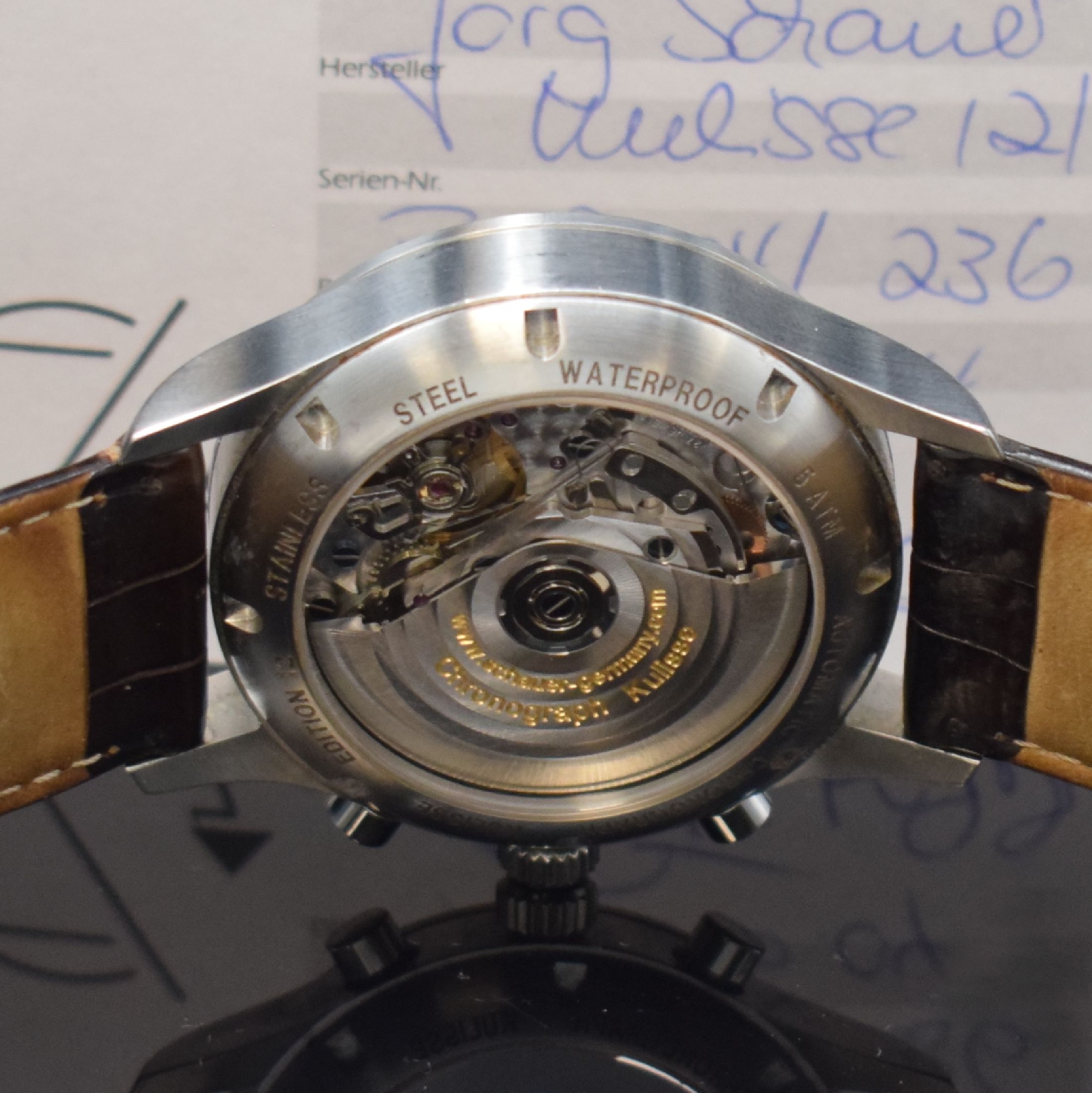 Detail d: SCHAUER Kulisse Edition 12 Armbandchronograph in Stahl, Deutschland verk. lt. beil. Pap. 06/2004, Automatik, beids. verg. Geh., Boden verschr., orig. ...