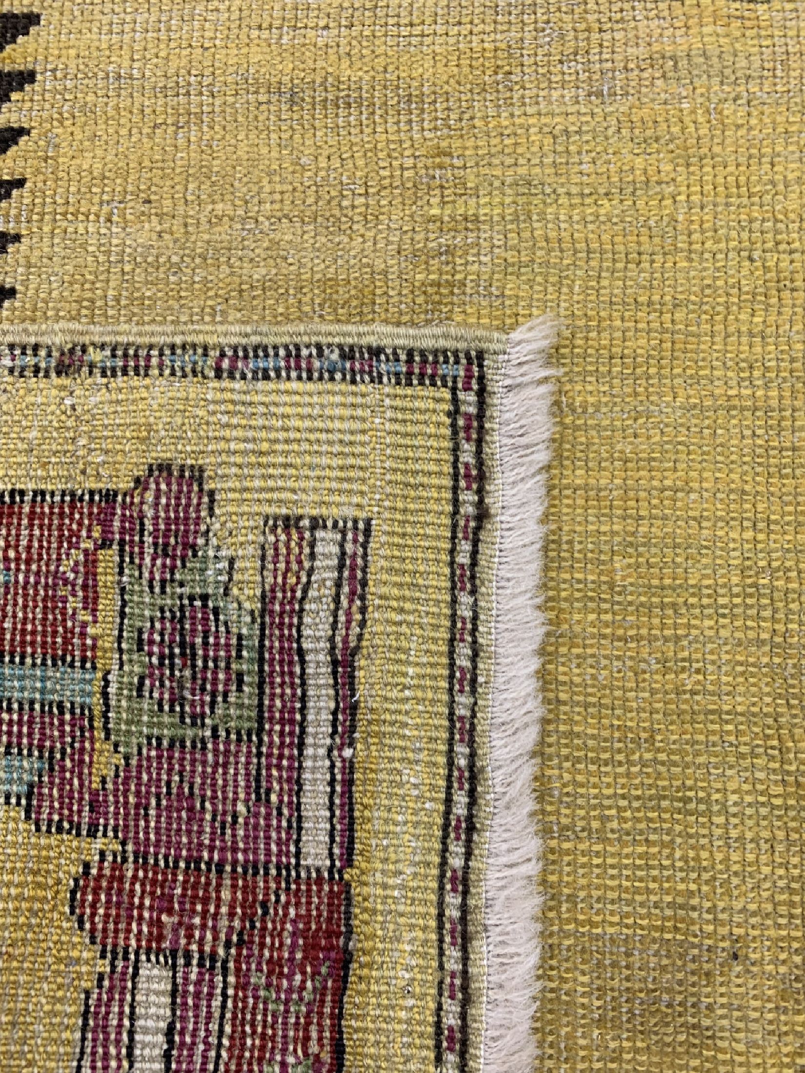 Detail e: Antiker Kirsehir, Türkei, 19.Jhd, Wolle aufWolle, ca. 150 x 105 cm, EHZ: 3