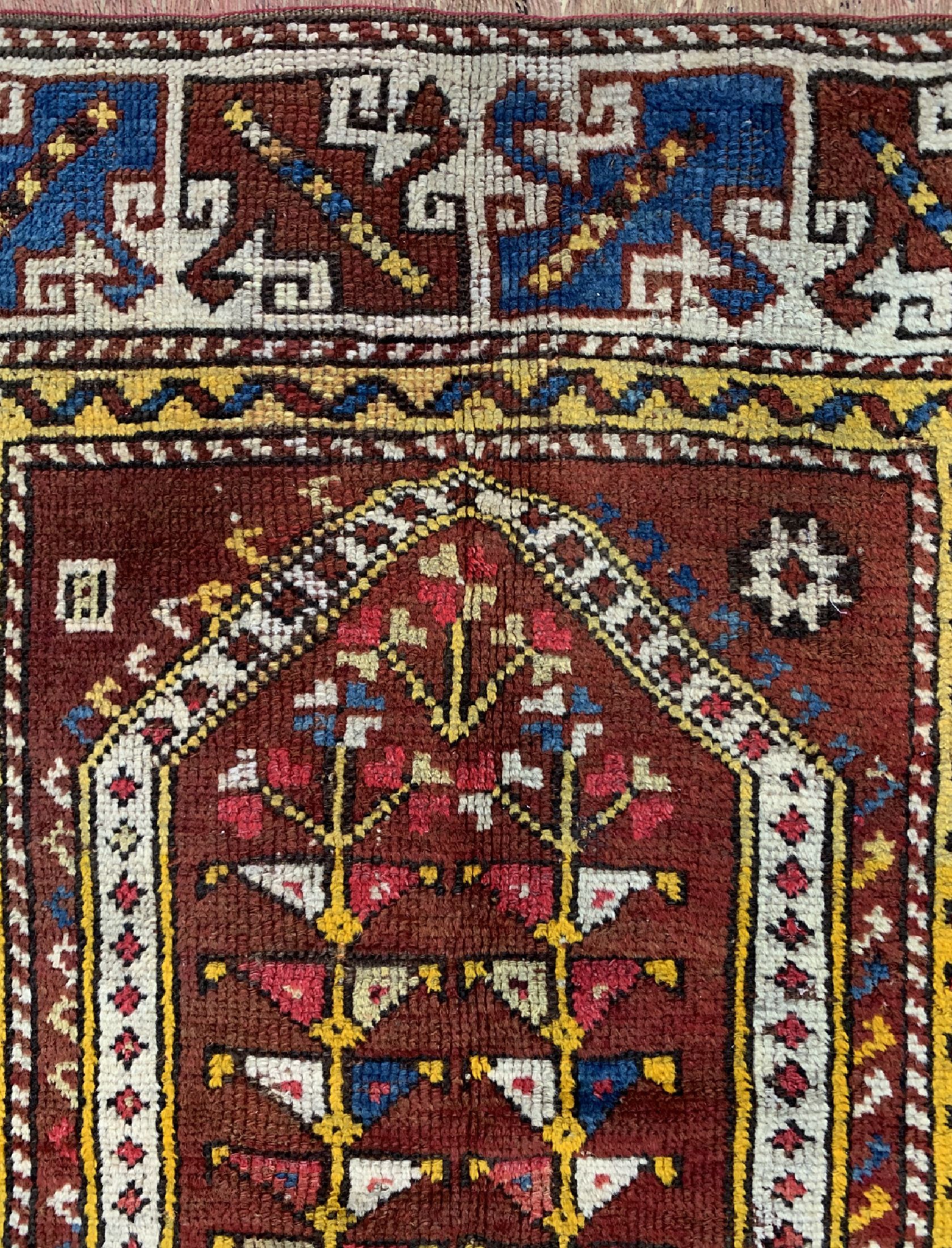 Detail c: Antiker Bergama, Türkei, 19.Jhd, Wolle auf Wolle, ca. 117 x 102 cm, EHZ: 3
