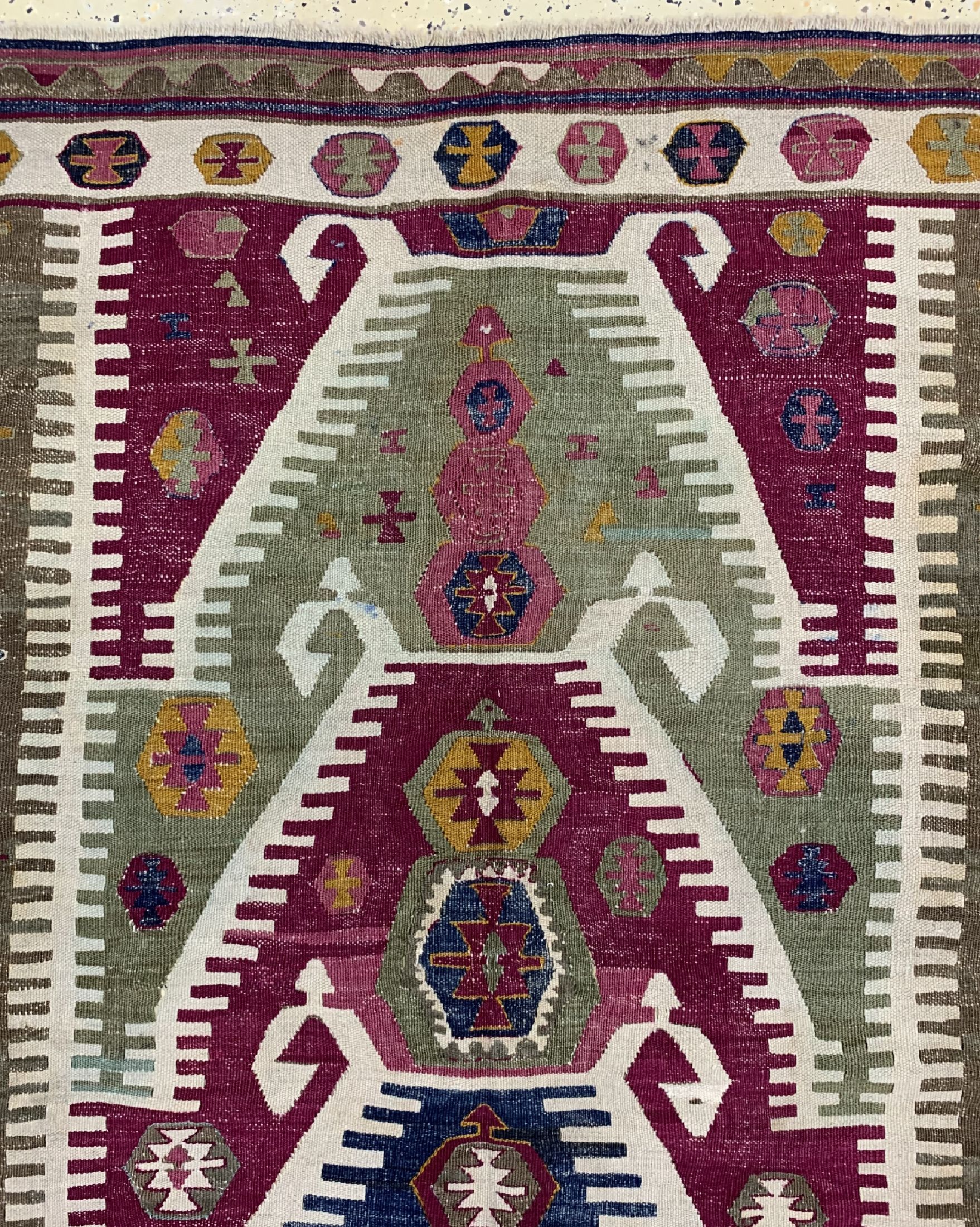 Detail c: Antiker Anatol Kelim, Türkei, 19.Jhd, Wolleauf Wolle, ca. 165 x 106 cm, EHZ: 2(Restauriert).