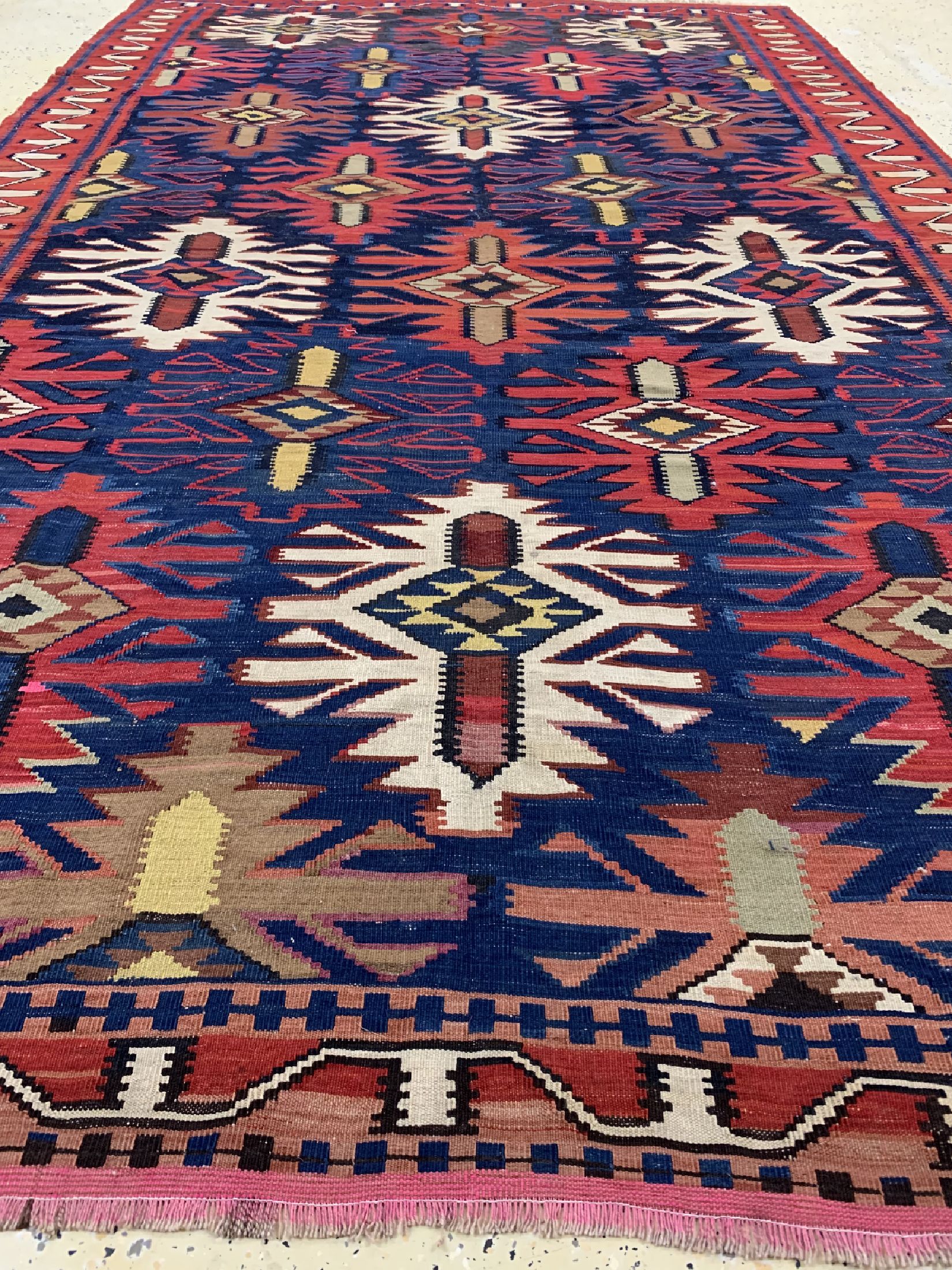 Detail e: Antiker Kuba Kelim, Kaukasus, 19.Jhd, Wolleauf Wolle, ca. 330 x 203 cm, EHZ: 2