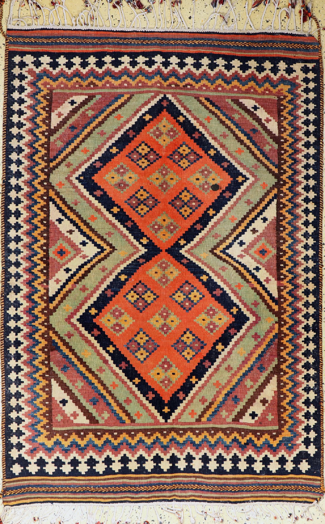 Shahsawan Kelim, Persien, um 1950, Wolle auf Baumwolle, ca. 182 x 124 cm, EHZ: 2(kleiner Fleck)