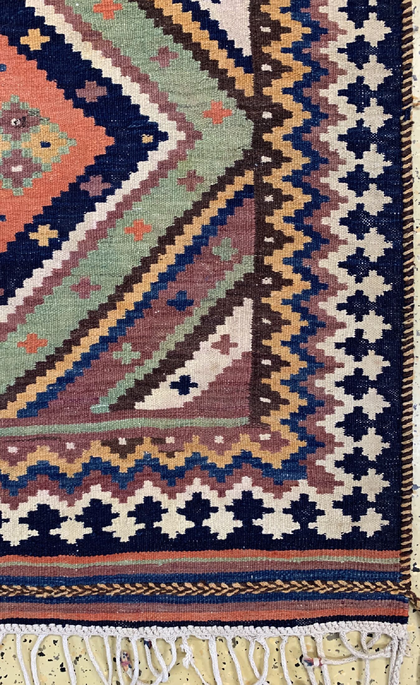 Detail a: Shahsawan Kelim, Persien, um 1950, Wolle auf Baumwolle, ca. 182 x 124 cm, EHZ: 2(kleiner Fleck)
