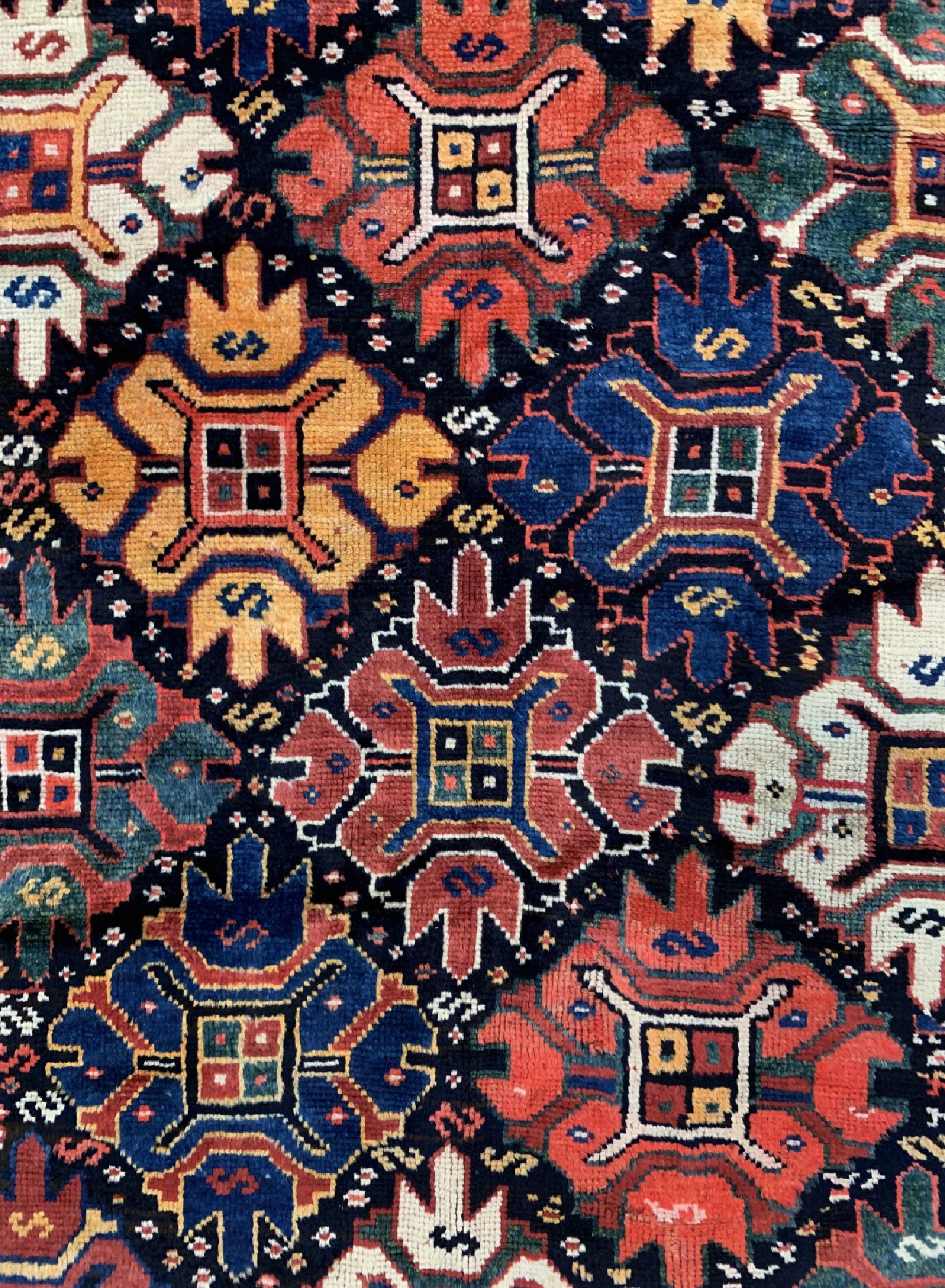 Detail c: Antiker Kordi Dorfteppich, Türkei, um 1900, Wolle auf Wolle, ca. 255 x 122 cm, EHZ: 2-3