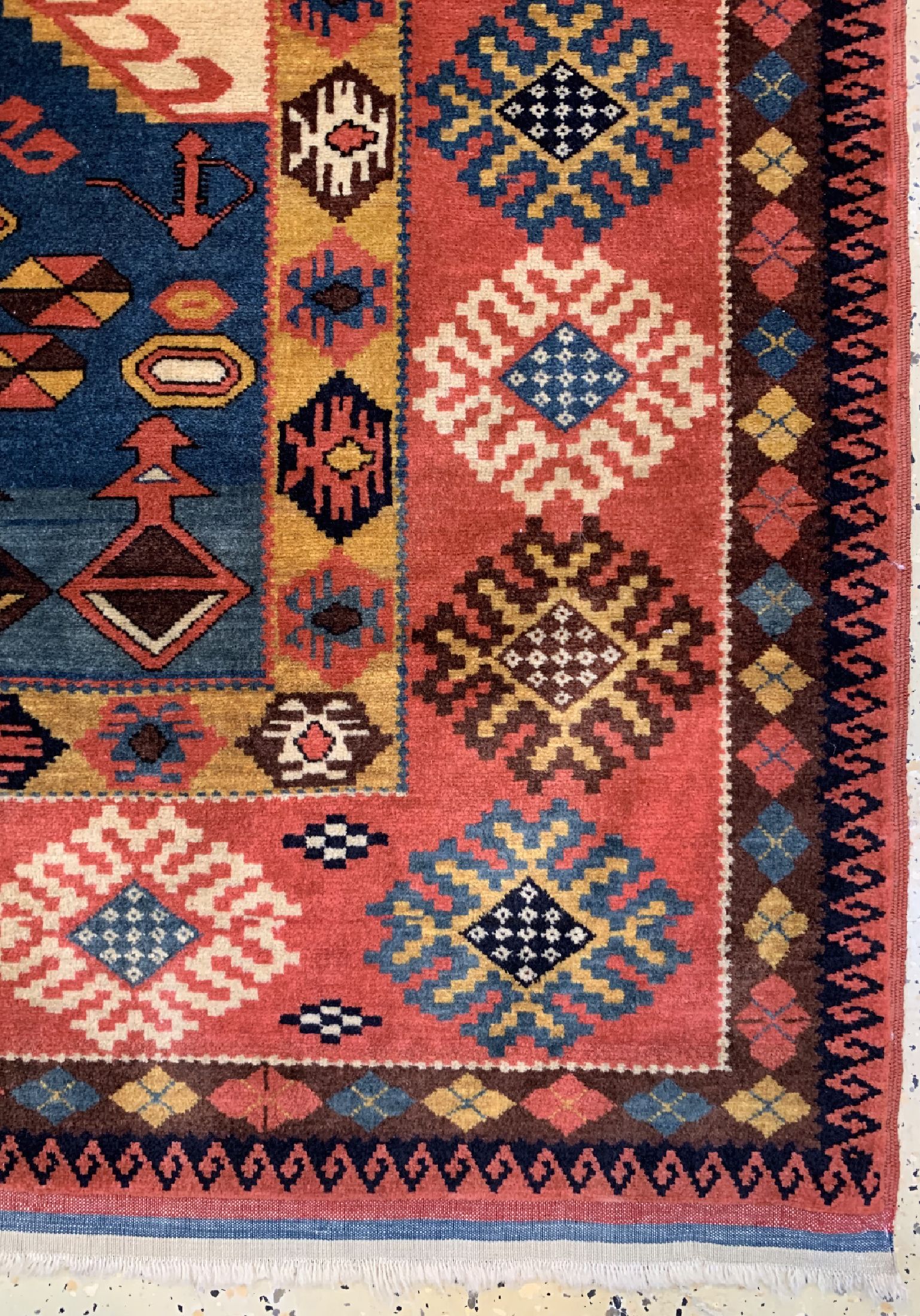 Detail a: Milas fein, Türkei, ca. 50 Jahre, Wolle aufWolle, ca. 150 x 130 cm, EHZ: 2