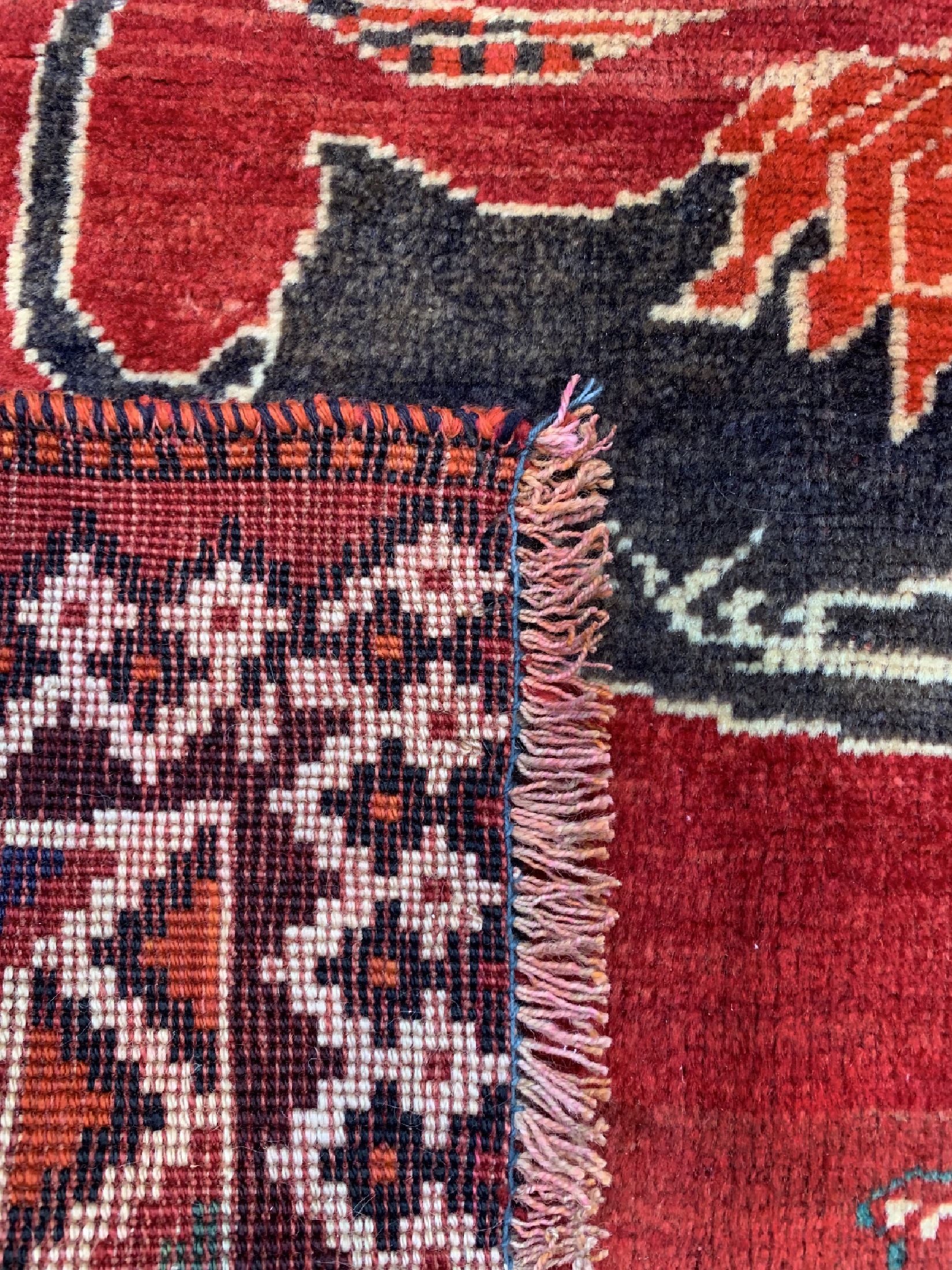 Detail c: Gabbeh alt, Persien, um 1960, Wolle auf Wolle, ca. 177 x 111 cm, verkürzt, EHZ: 2