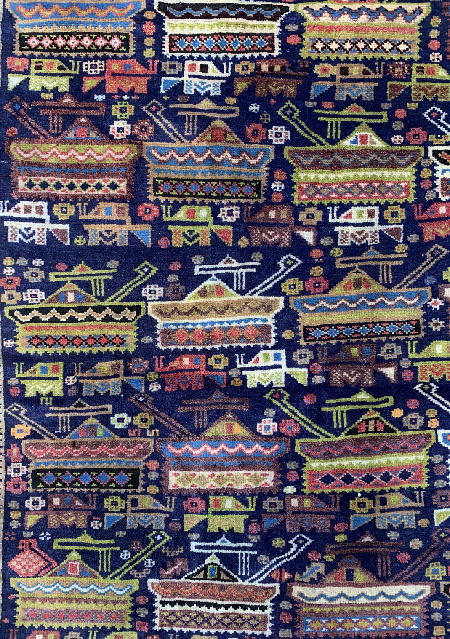 Detail b: Paar Zakini"Kriegsteppich", Afghanistan, um1960, Wolle auf Wolle, ca. 205 x 111 cm, Mottenfraß, EHZ: 2